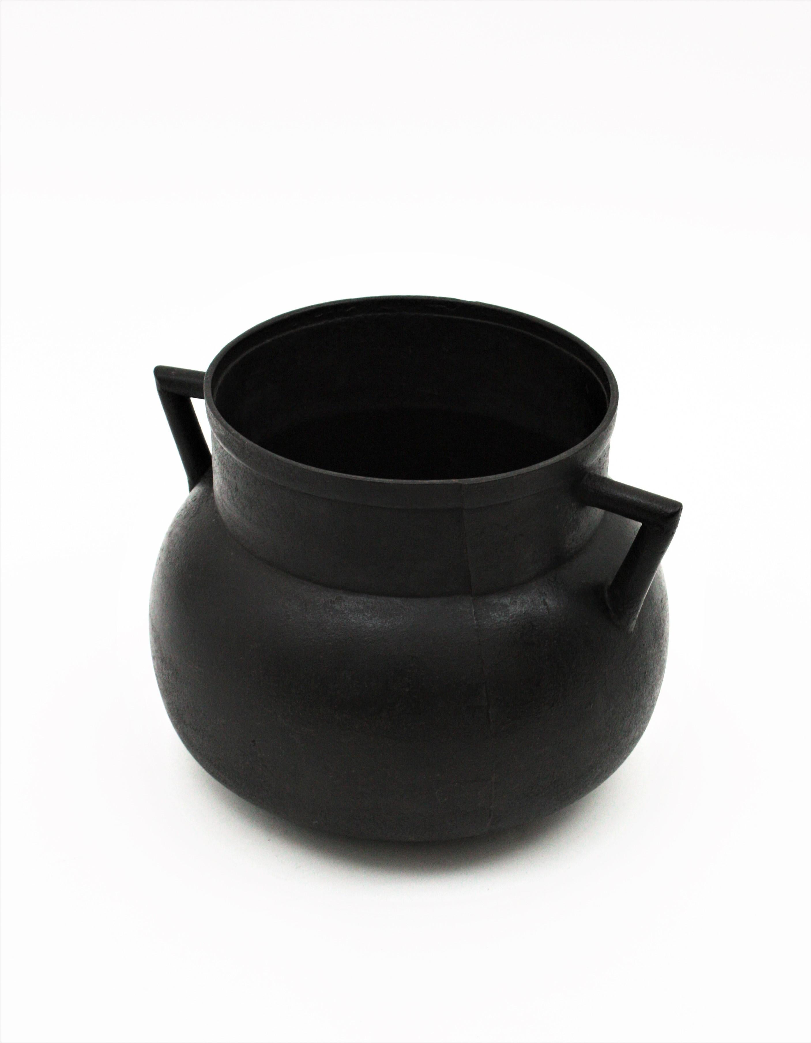 Spanish Cast Iron Cauldron Pot or Vessel For Sale at 1stDibs | cauldron ...