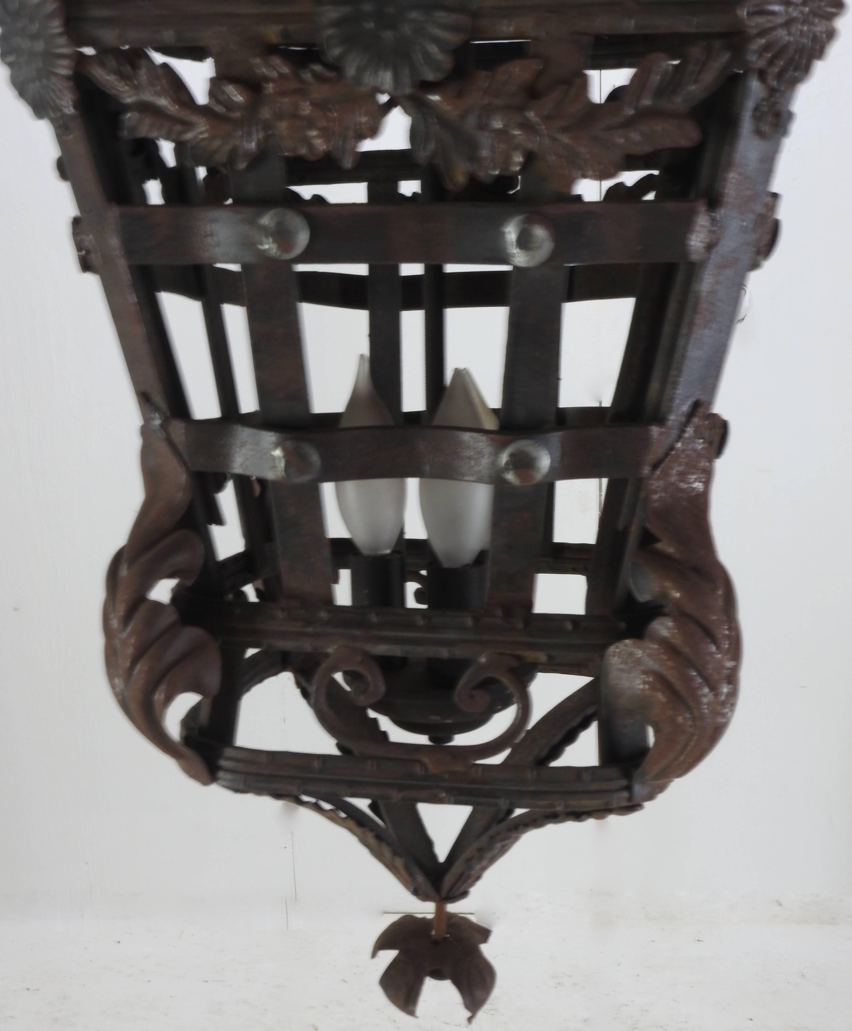 iron lighting fixtures