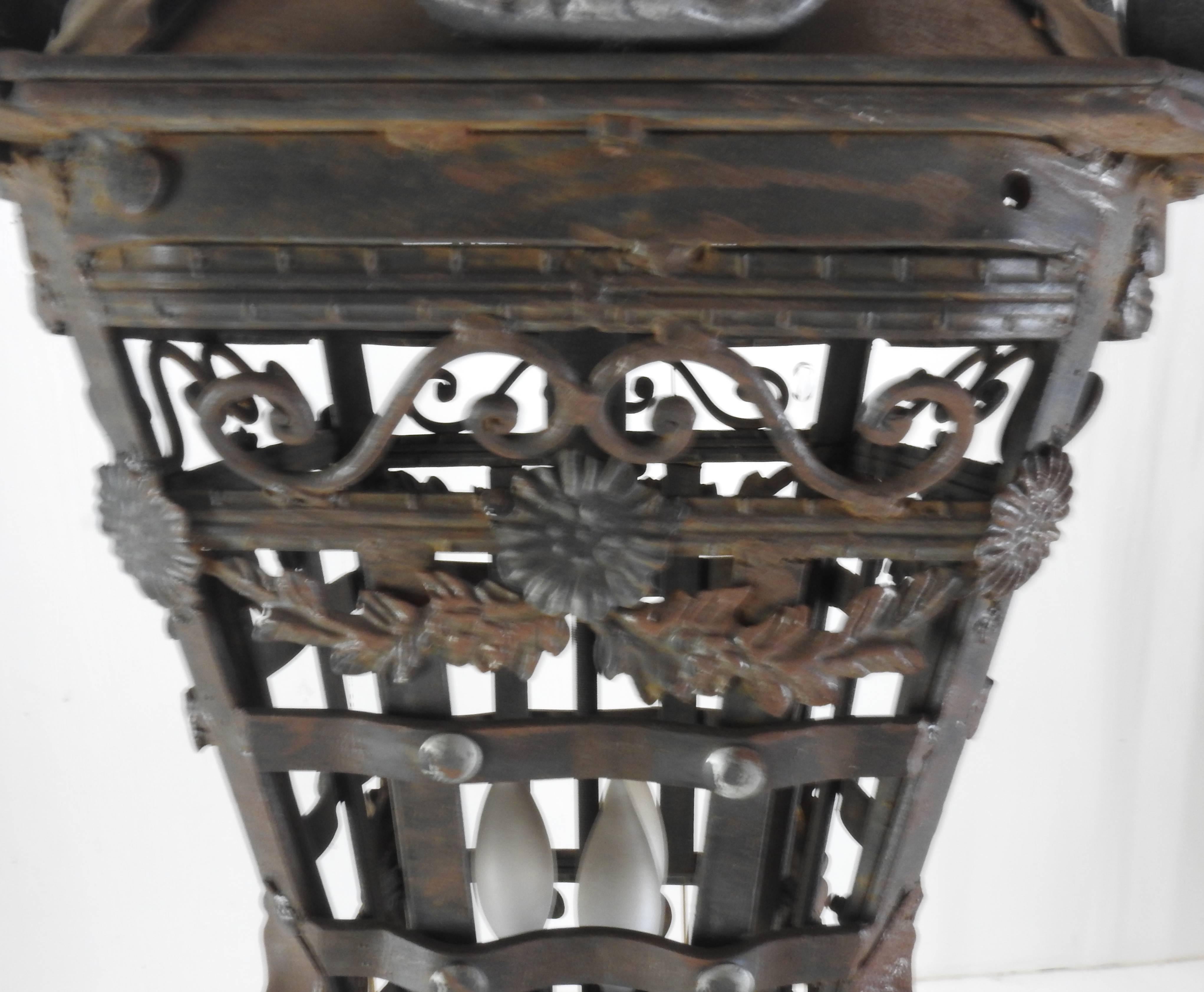 Spanish Cast Iron Light Fixture In Fair Condition For Sale In Cookeville, TN