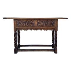 Tavolo da console spagnolo castigliano con due cassetti intagliati e gambe tornite, 1890
