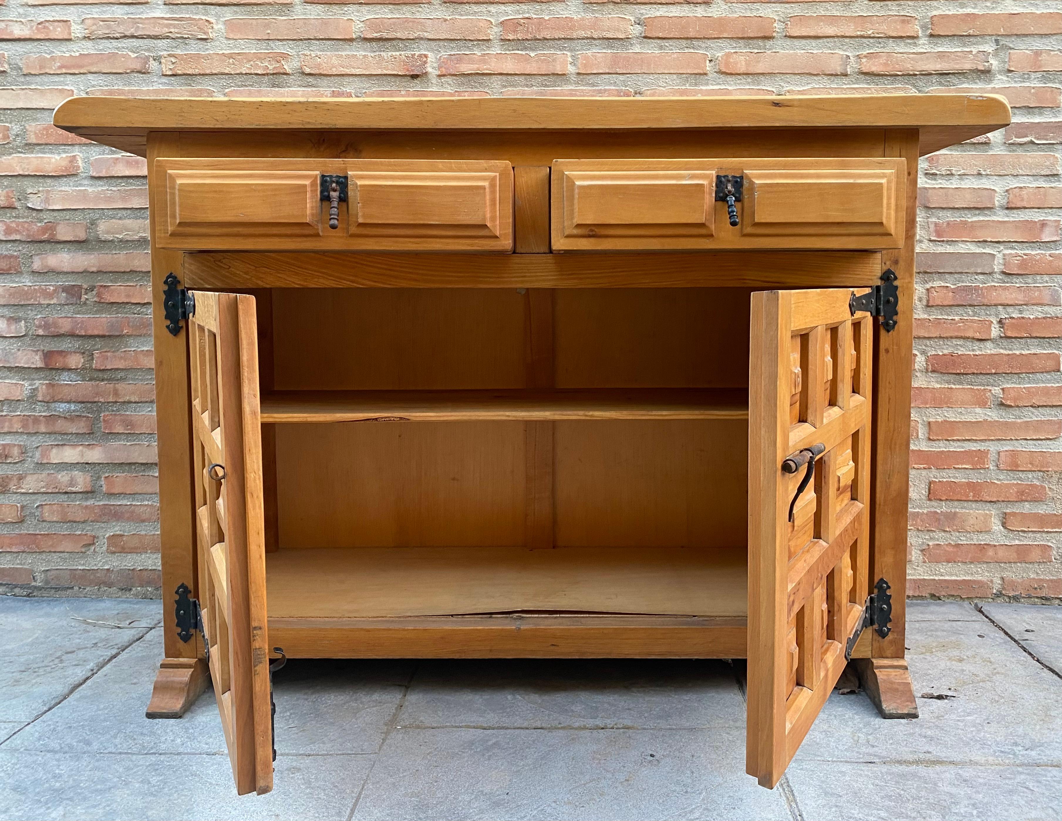 Spanish Catalan Carved Walnut Chest of Drawers, 1940s For Sale 1