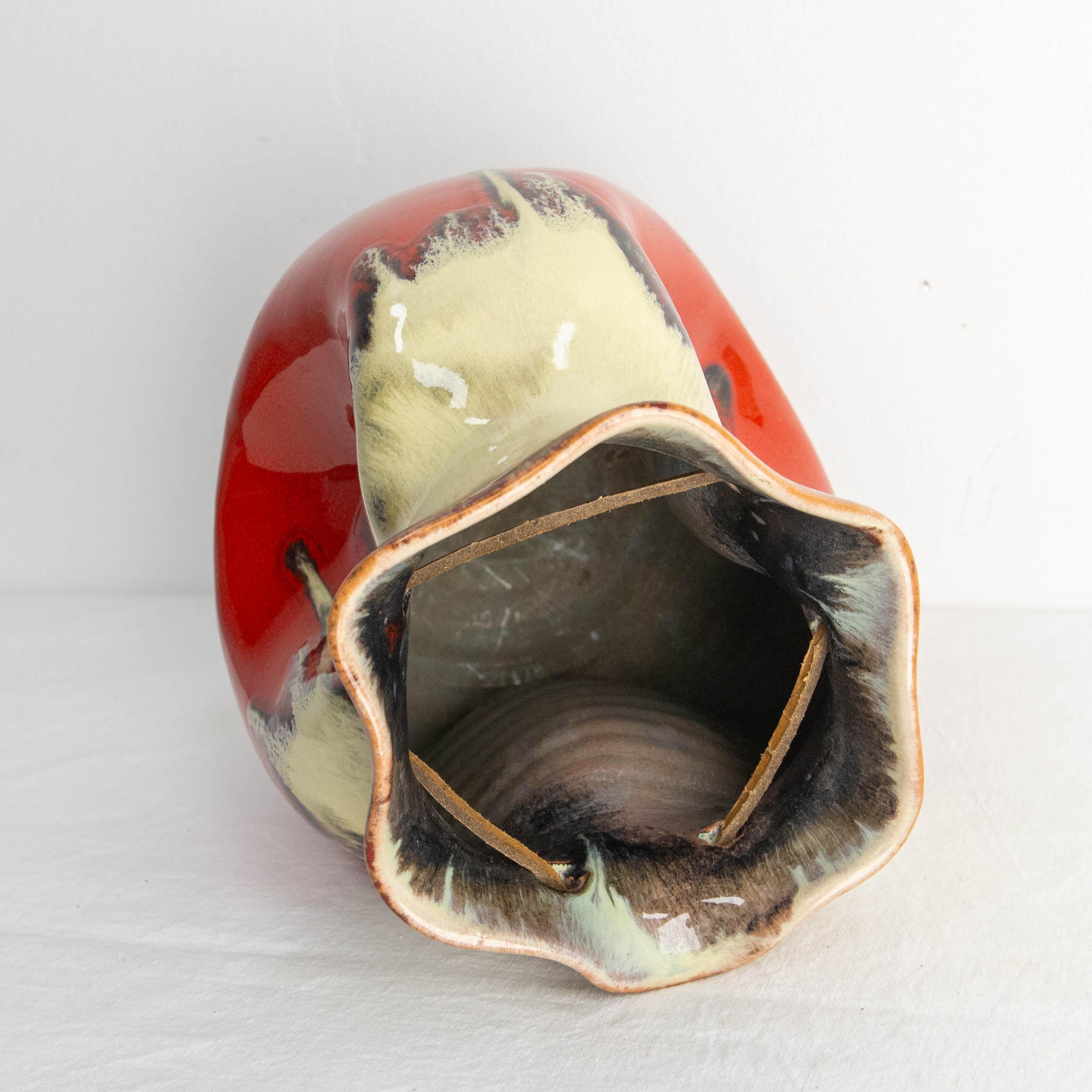 Vaso in ceramica spagnola a forma di borsa firmato MG Arroyo, metà del secolo scorso in vendita 1