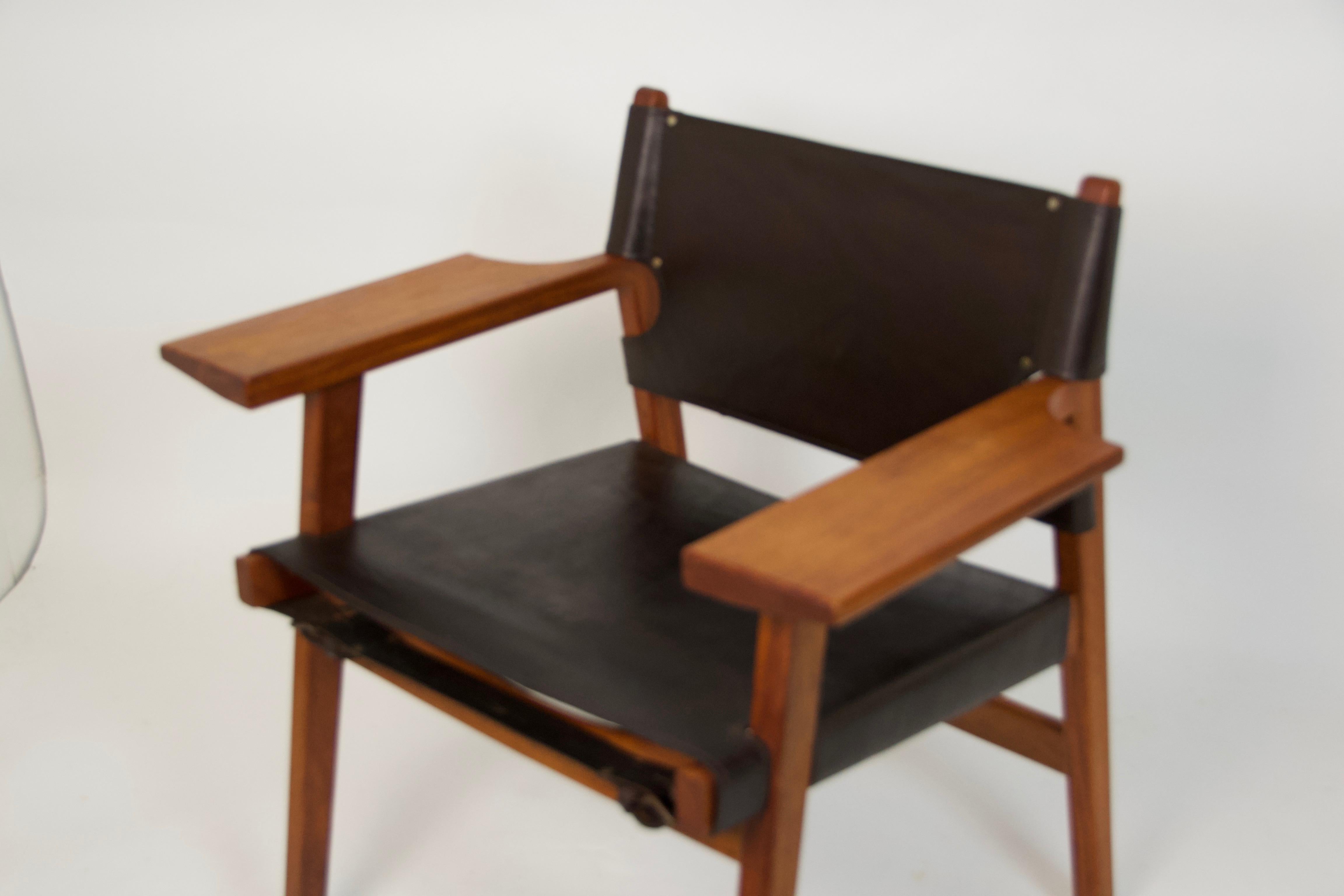Spanish Chair Borge Mogensen Style Teak and Leather, circa 1960 For Sale 2