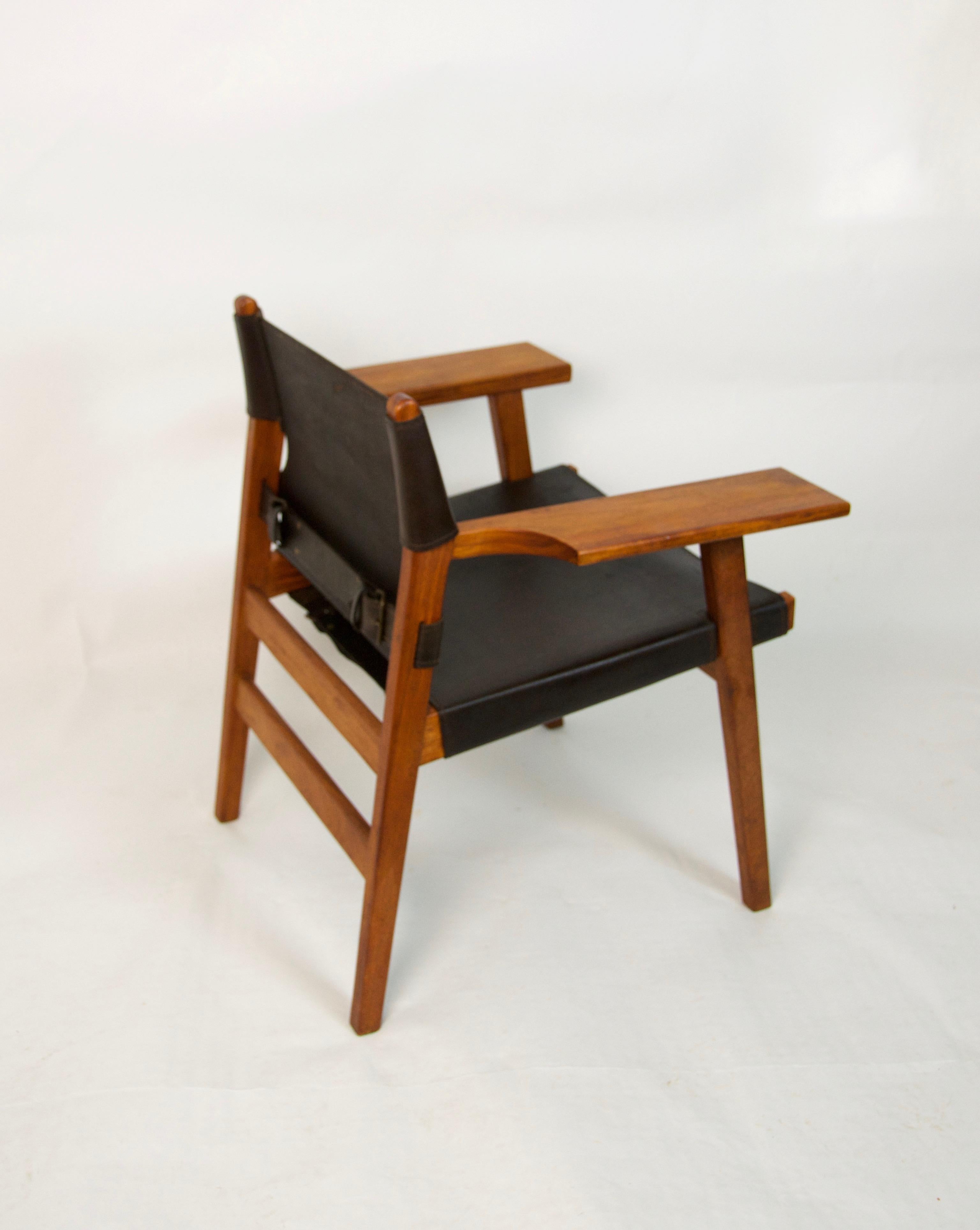 Scandinavian Modern Spanish Chair Borge Mogensen Style Teak and Leather, circa 1960 For Sale