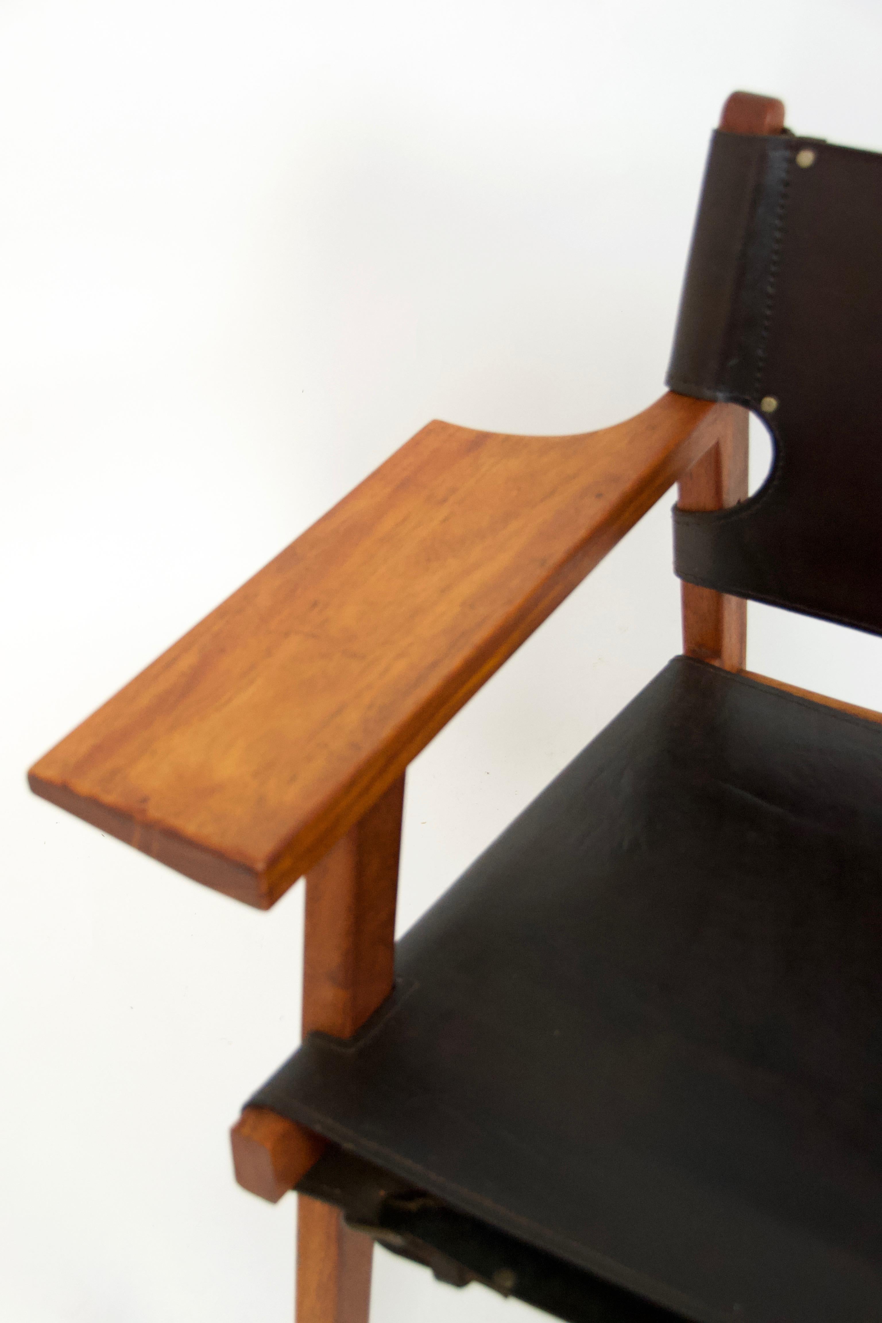 Carved Spanish Chair Borge Mogensen Style Teak and Leather, circa 1960 For Sale