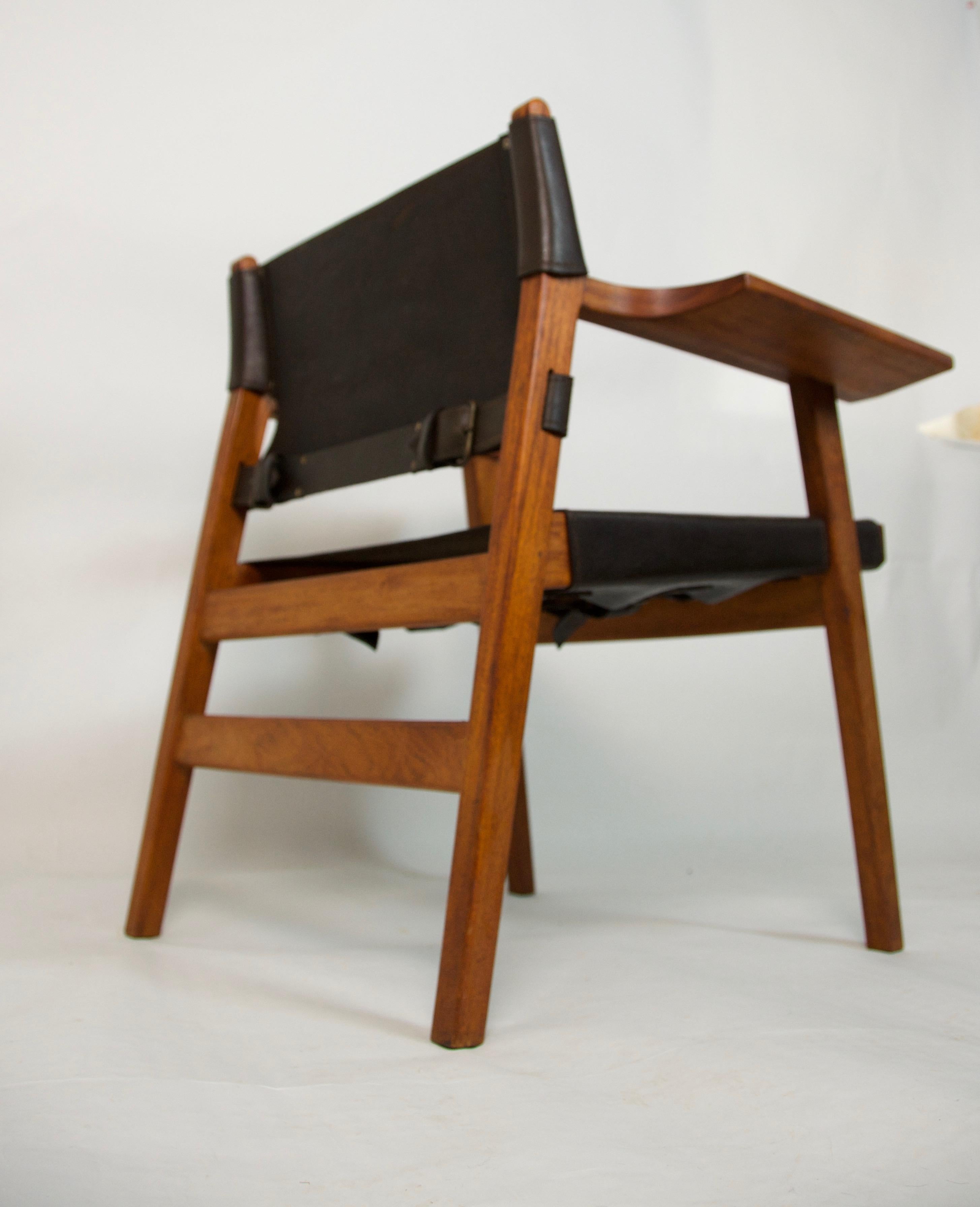 Spanish Chair Borge Mogensen Style Teak and Leather, circa 1960 In Good Condition For Sale In Camden, ME
