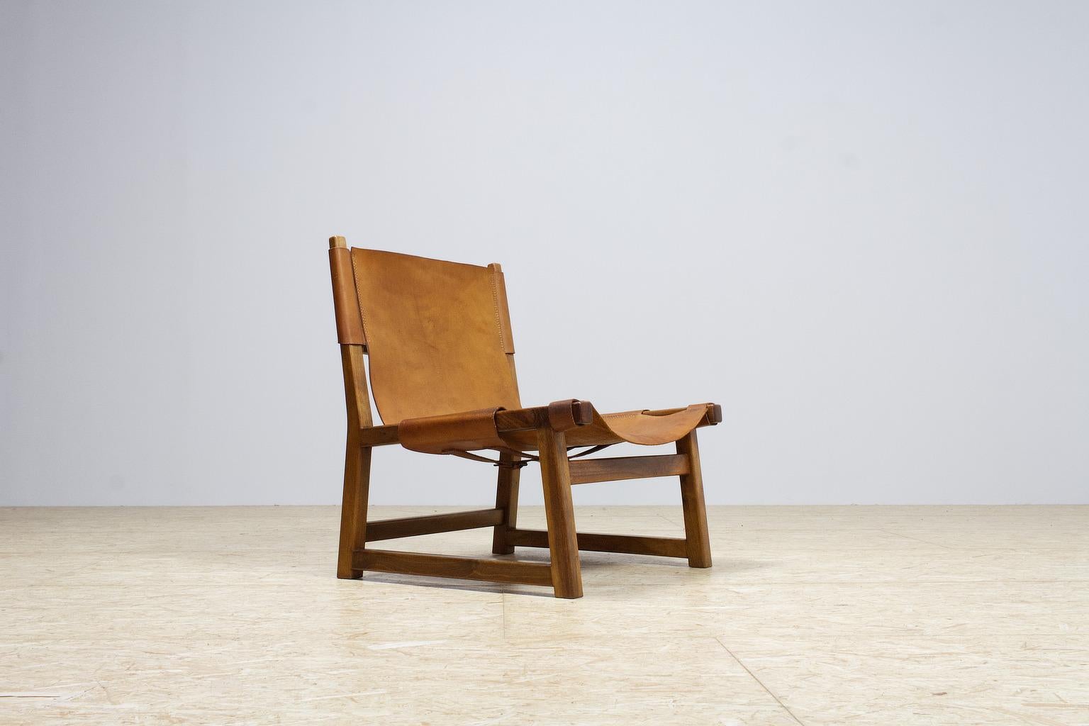Mid-Century Modern Spanish Chair by Paco Munoz in Walnut and Leather, 1960s Midcentury Design