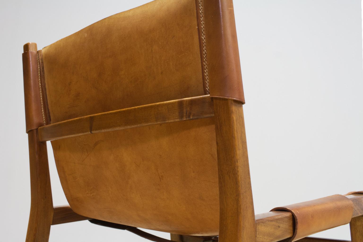 Spanish Chair by Paco Munoz in Walnut and Leather, 1960s Midcentury Design 4