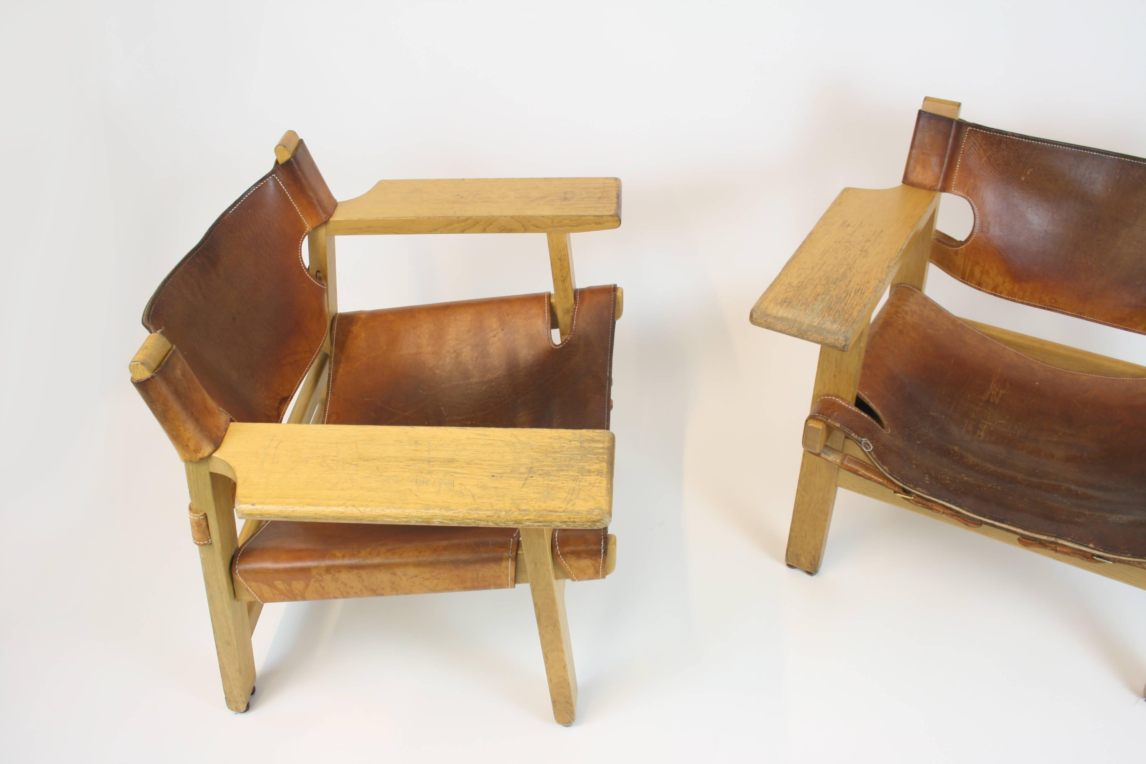 Mid-Century Modern Spanish Chairs by Børge Mogensen, Pair of 2 For Sale