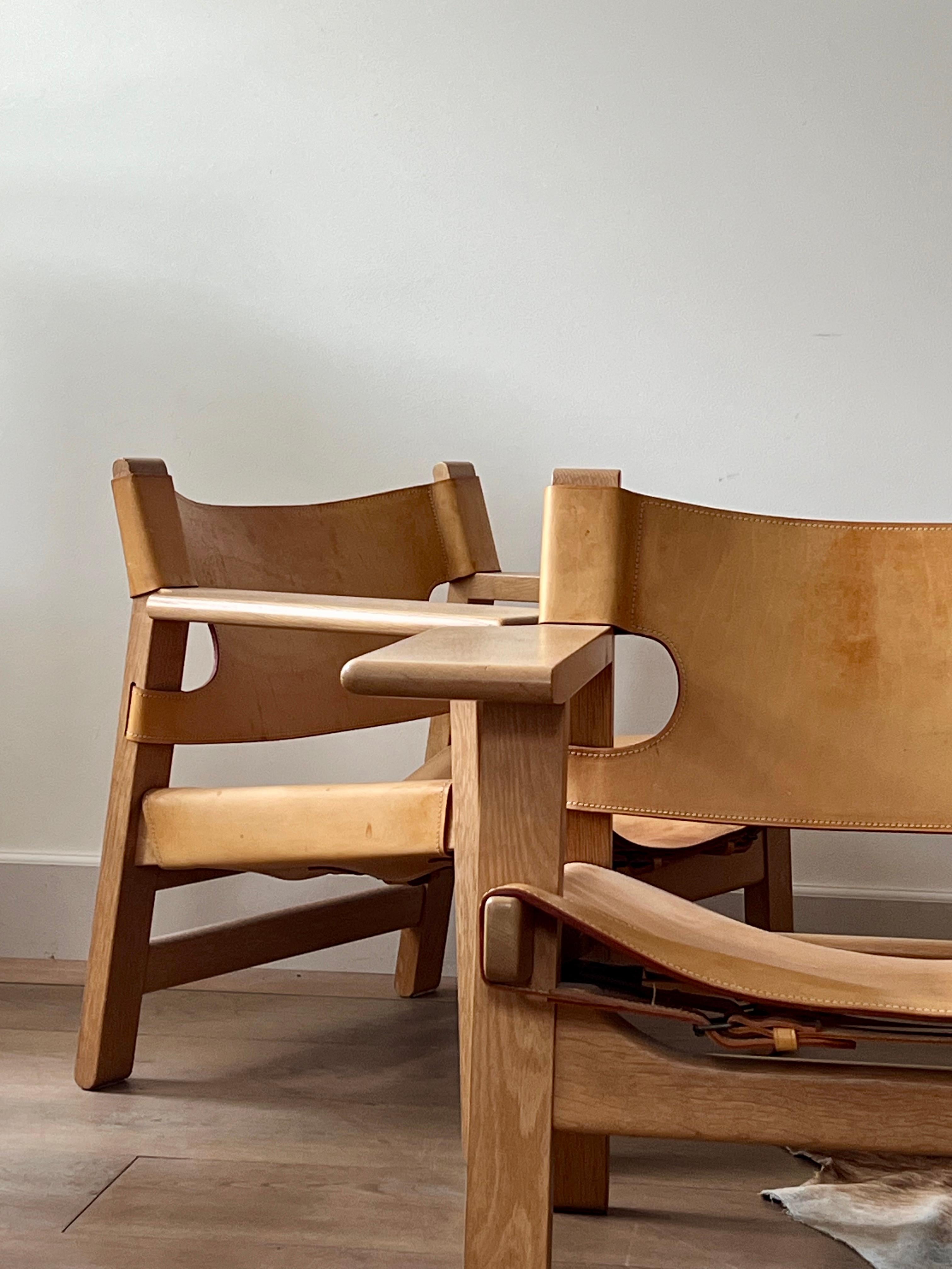 Spanische Stühle von Børge Mogensen für Fredericia, 1970er Jahre (Moderne der Mitte des Jahrhunderts) im Angebot