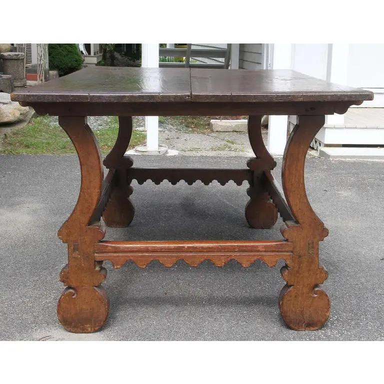 Spanish Chestnut Centre Table In Good Condition For Sale In Essex, MA