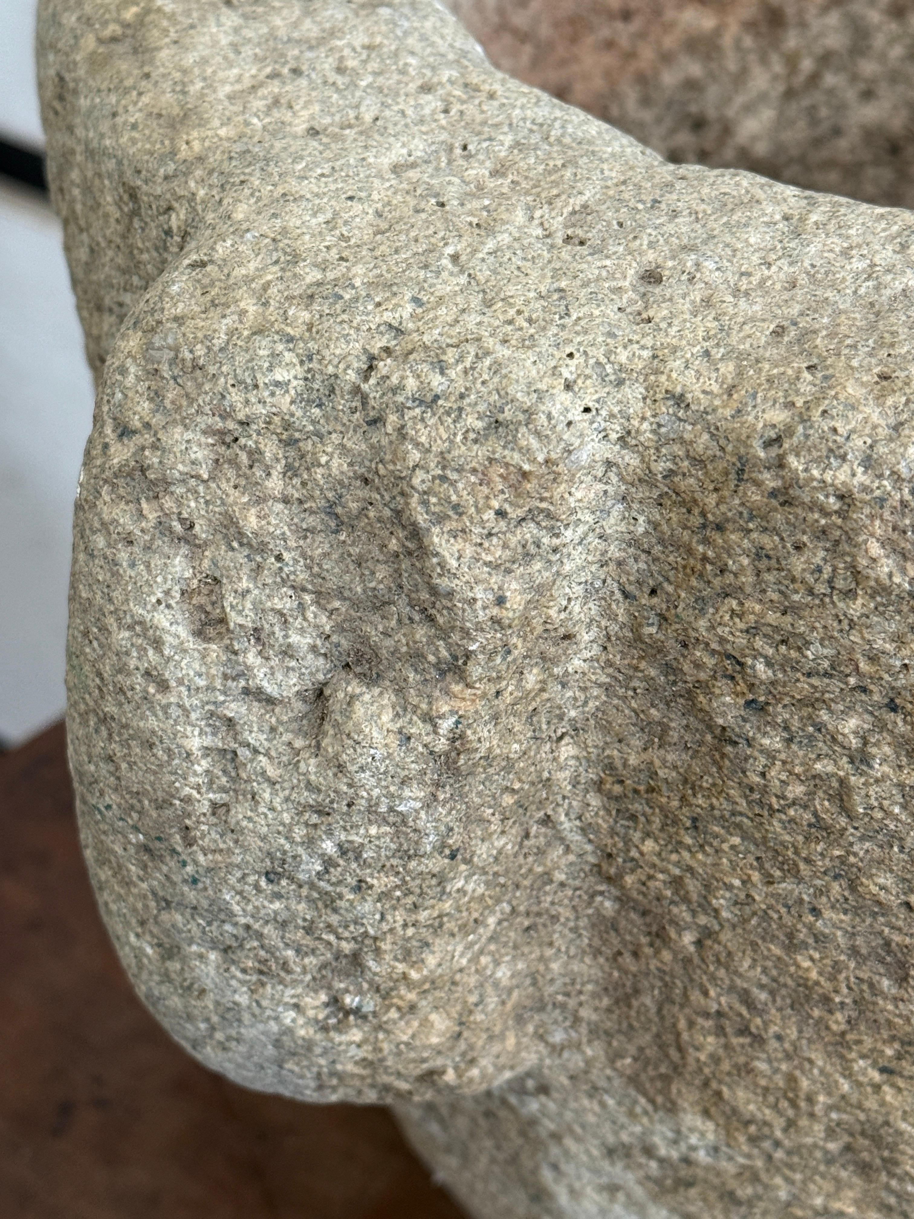 Mortier de pierre en granit espagnol Circa Early 1700s Bon état - En vente à Houston, TX