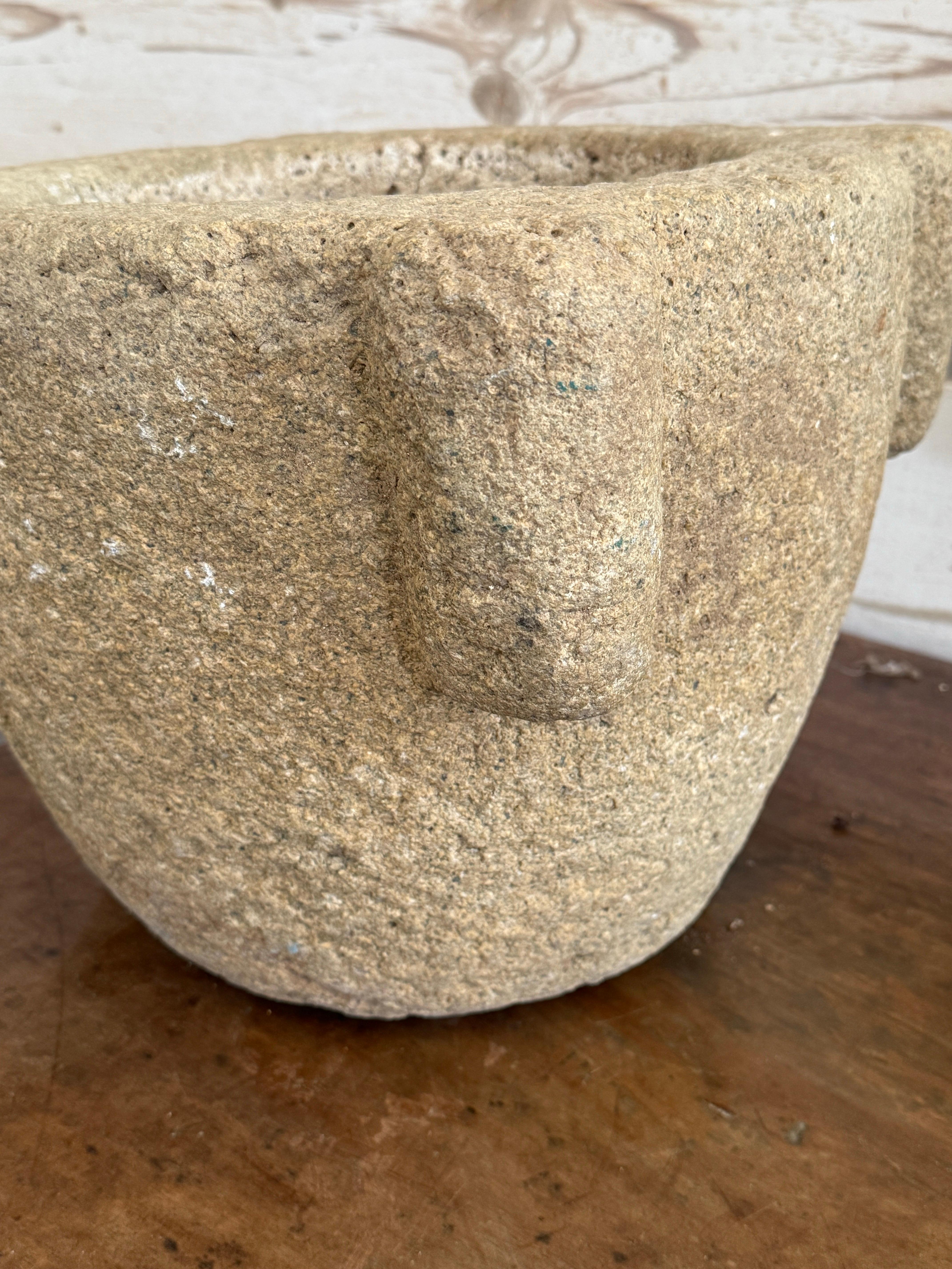 Granit Mortier de pierre en granit espagnol Circa Early 1700s en vente