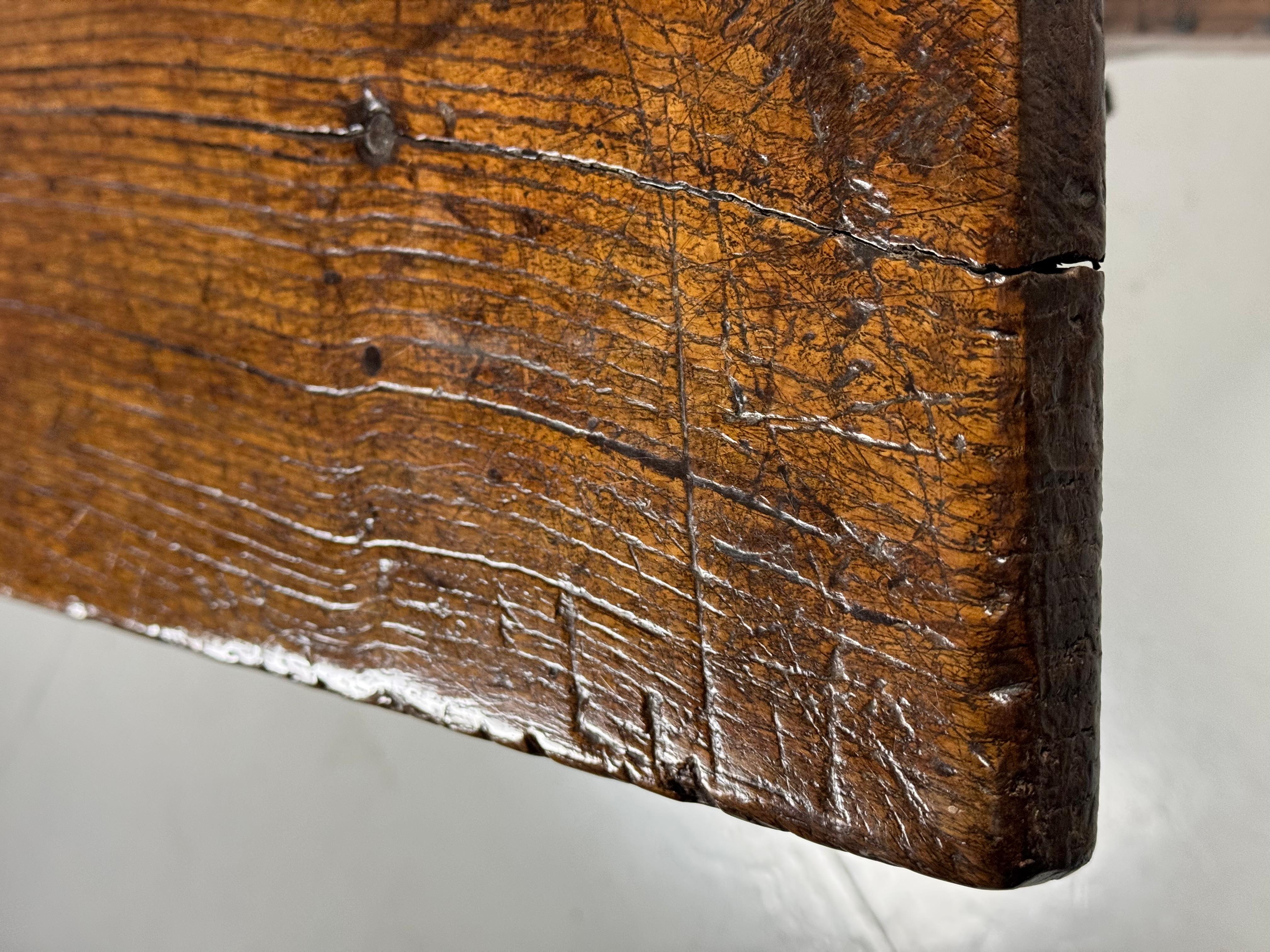 Spanish coffee table, 19th century For Sale 5