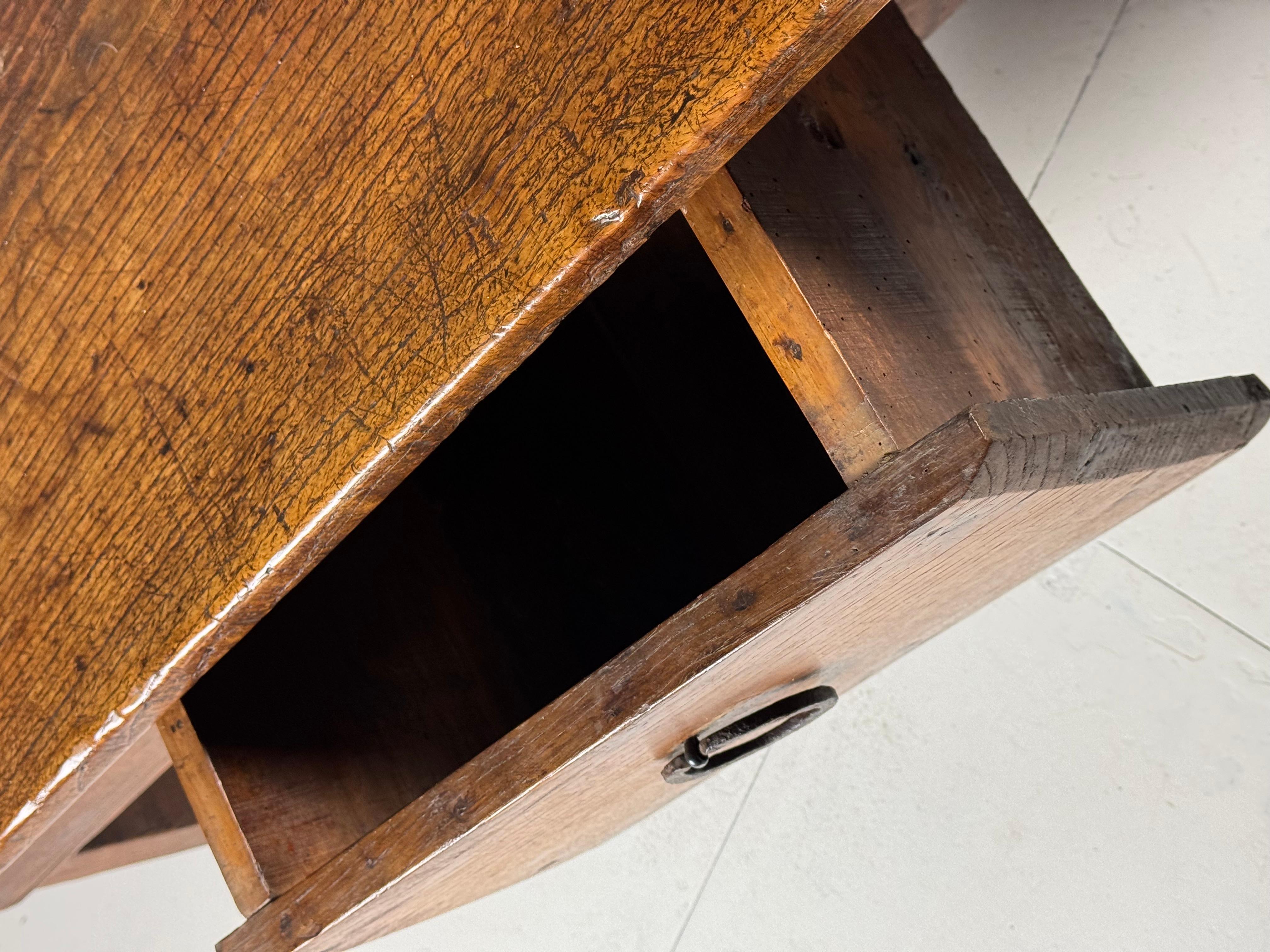 Spanish coffee table, 19th century For Sale 8