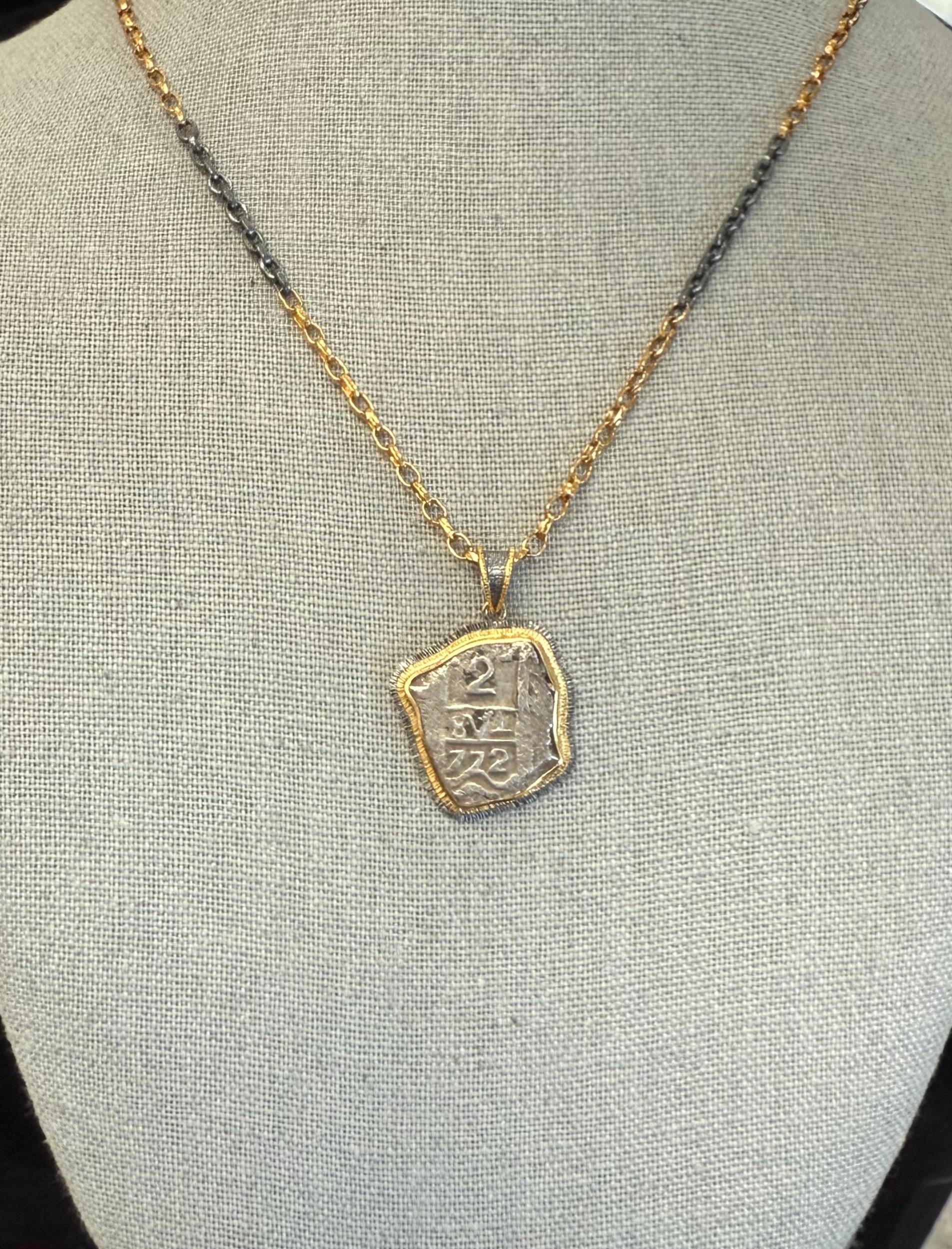 Pendentif en or 18K Coloni 1772 2 Real Cob Coin Sterling en vente 5