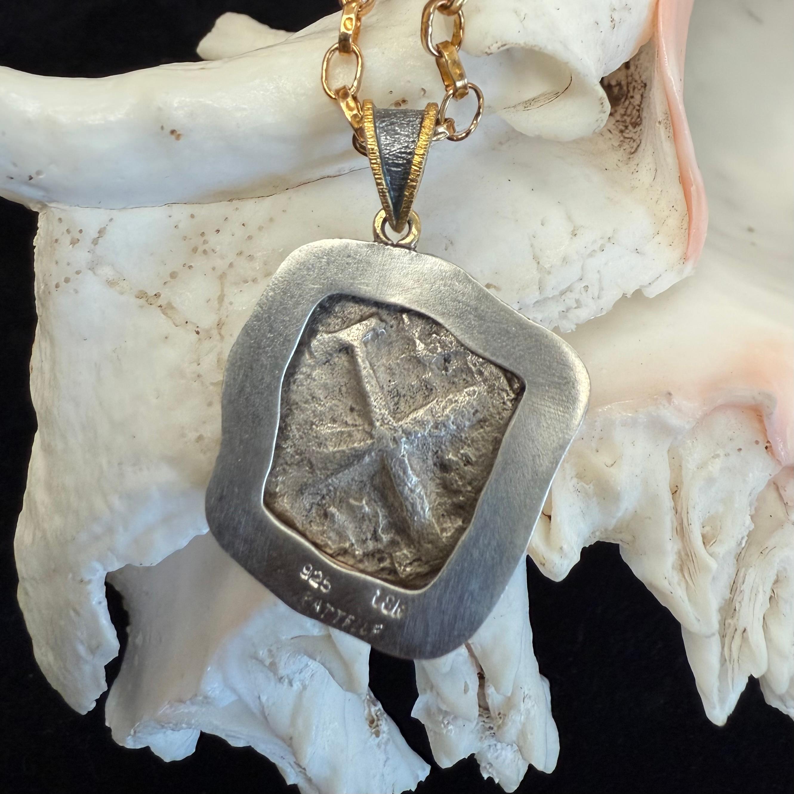 Pendentif en or 18K Coloni 1772 2 Real Cob Coin Sterling en vente 4