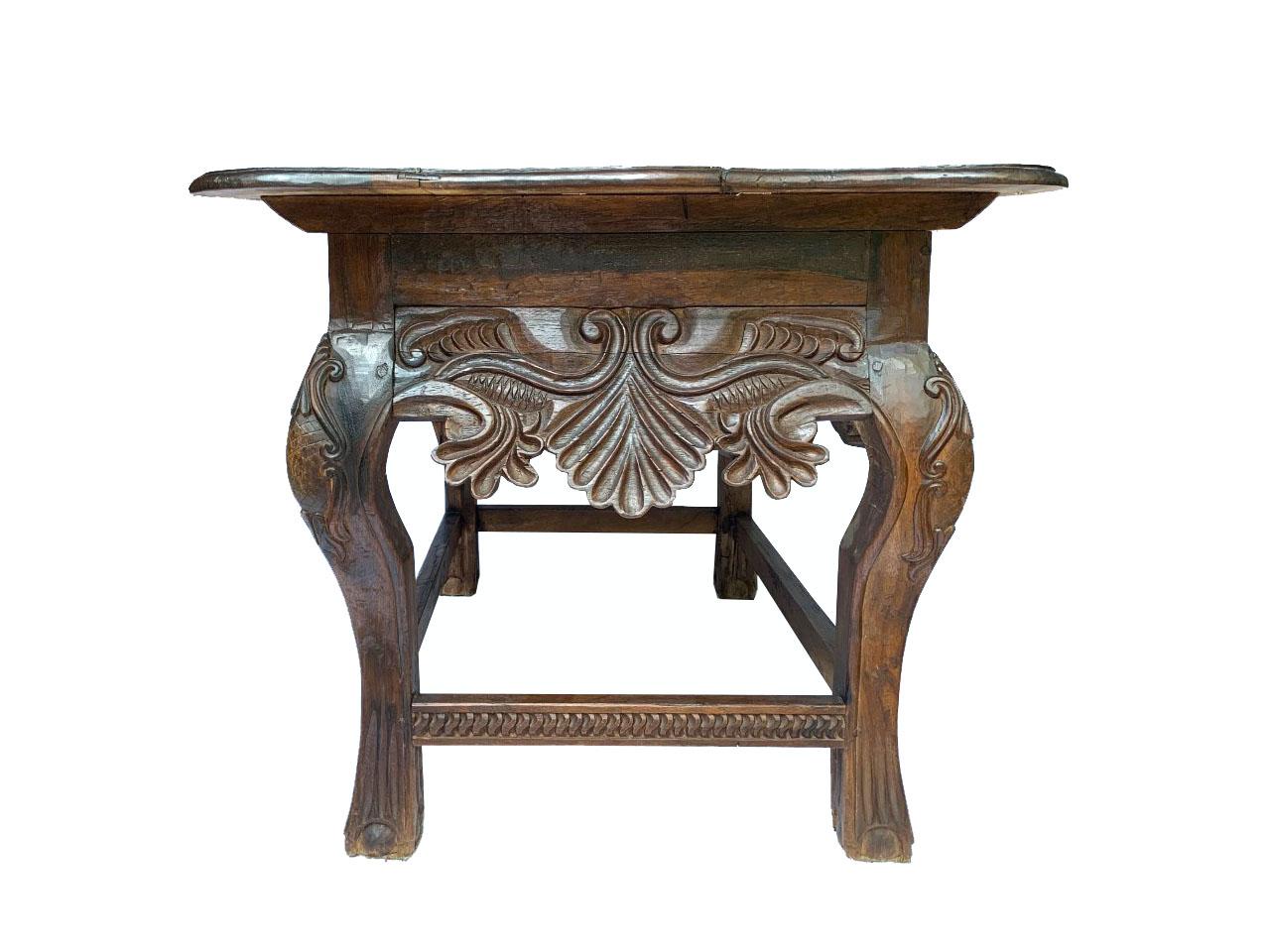 Spanish Colonial 18th Century Presentation Hall Table Console For Sale 1