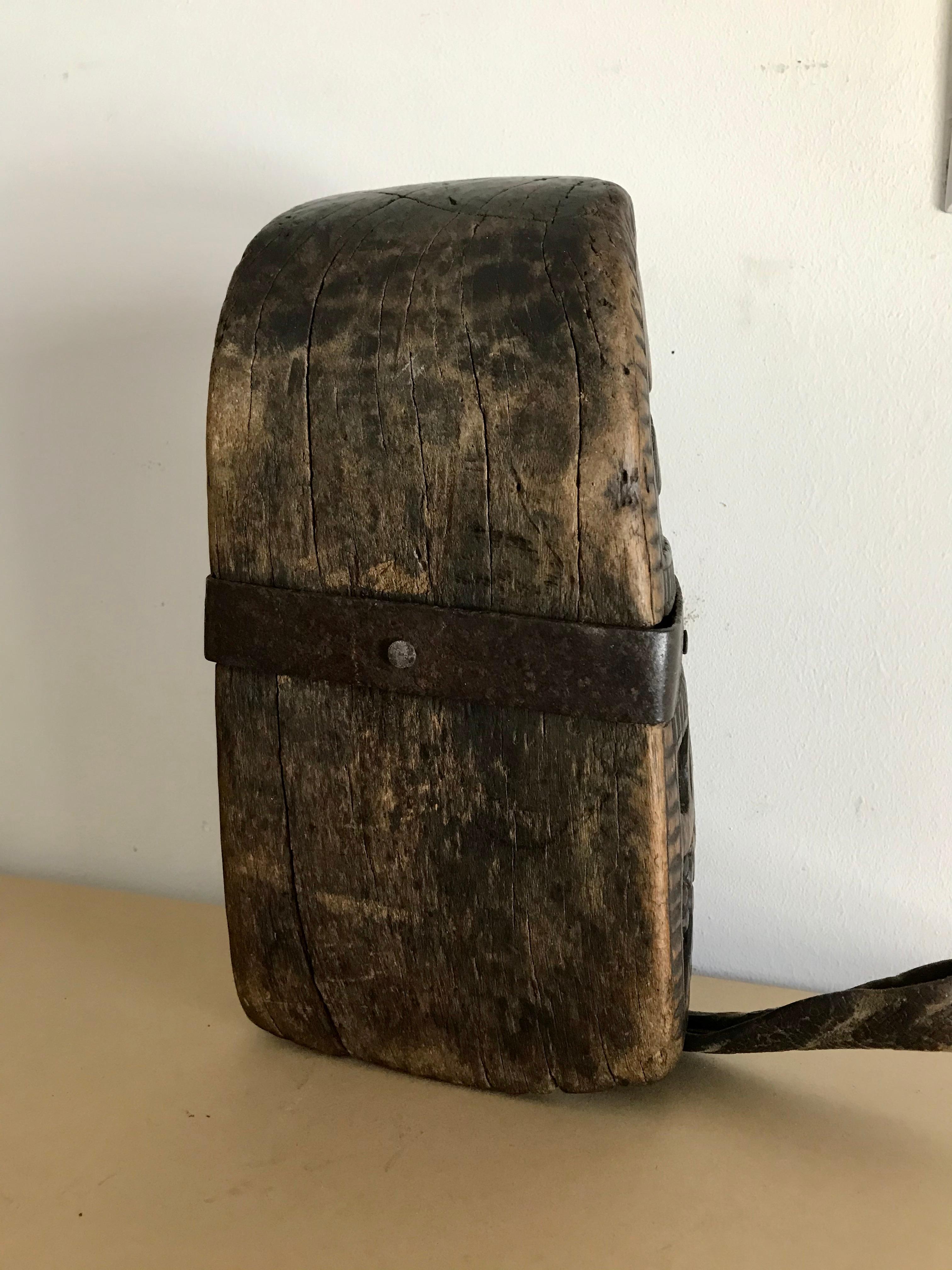 18th Century Spanish Colonial Carved Wood and Iron Stirrups For Sale 6