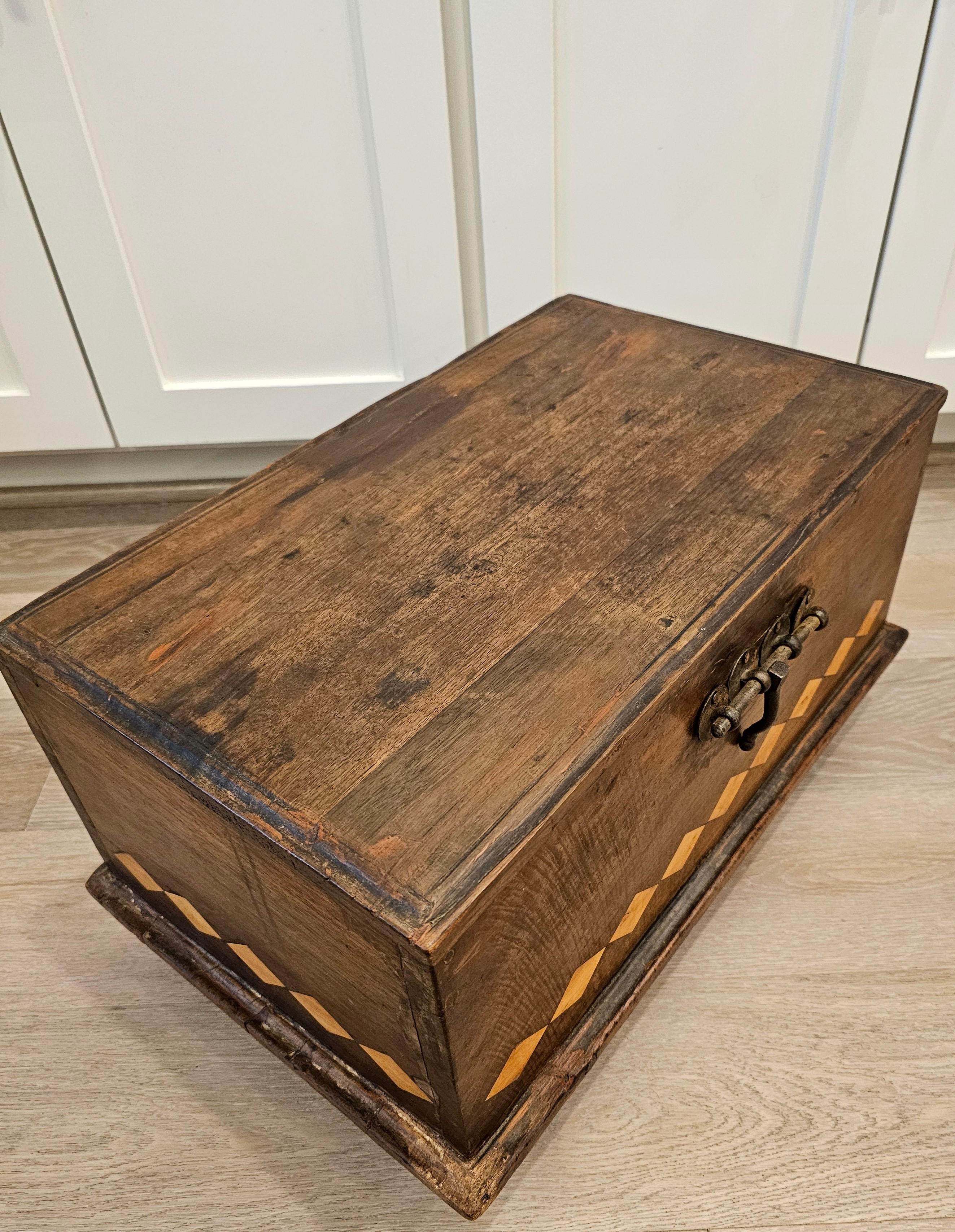 Spanish Colonial Era 18th/19th Century Inlaid Cedar Wooden Chest Box Trunk For Sale 1