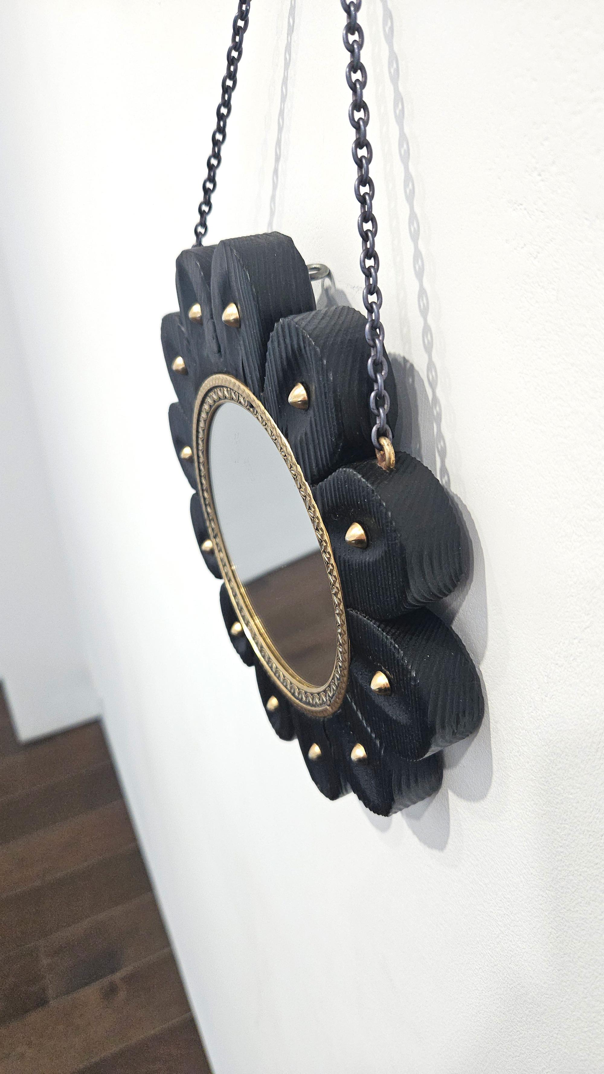 Miroir colonial espagnol en forme de fleur avec cadre en damasquine de Tolède, Espagne, c.1950 en vente 3