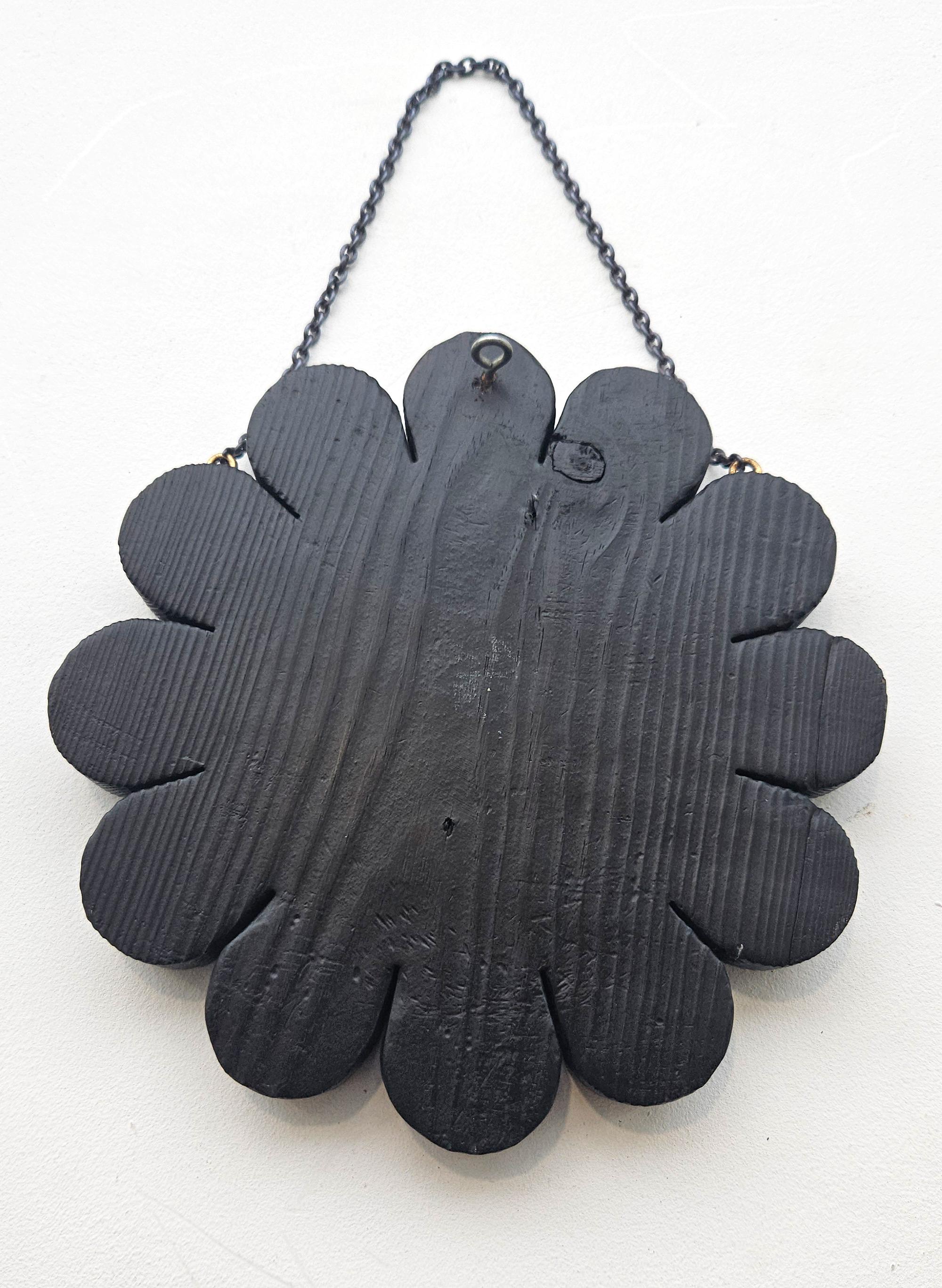 Miroir colonial espagnol en forme de fleur avec cadre en damasquine de Tolède, Espagne, c.1950 en vente 5