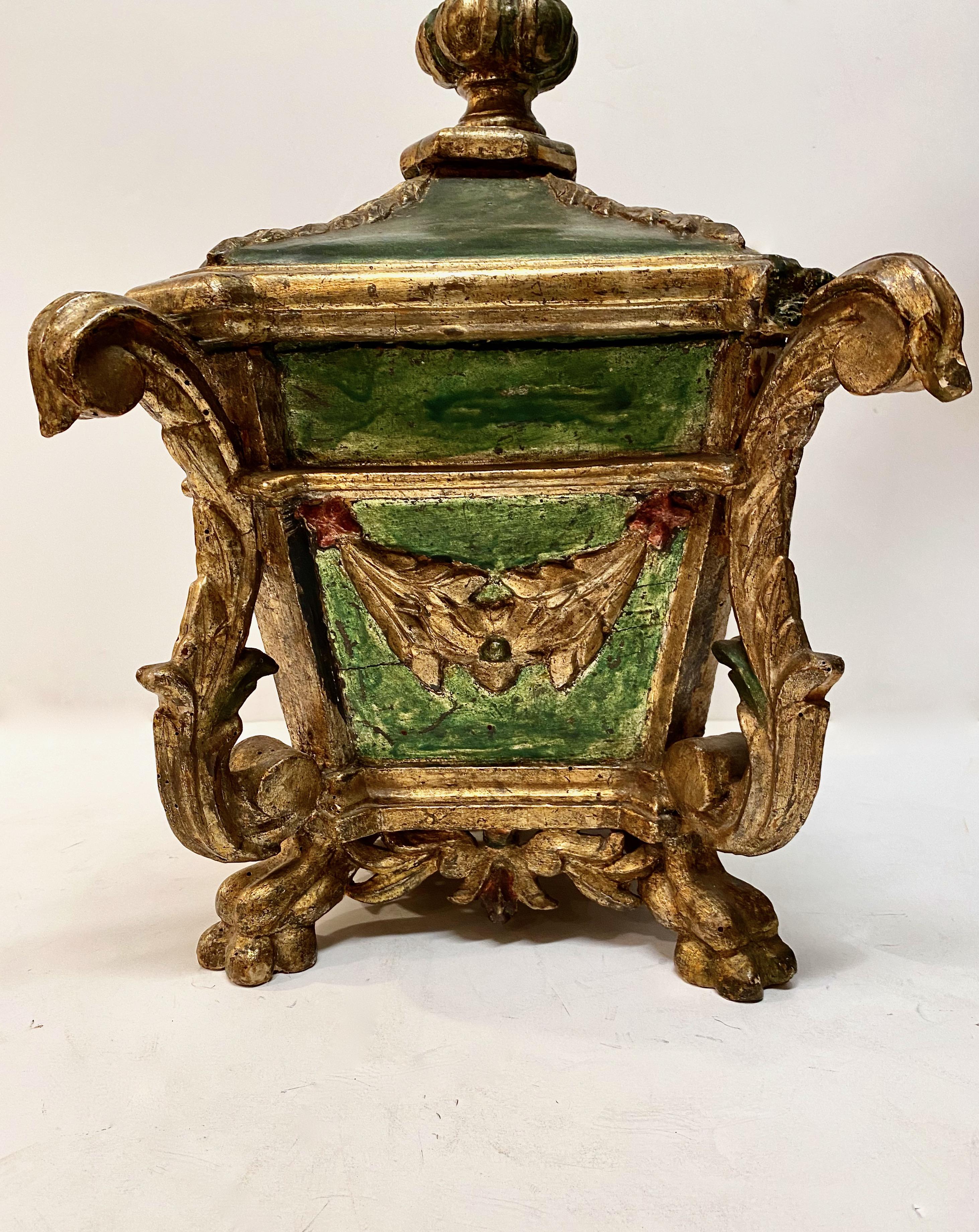 Spanish Colonial Gilt Wood Reliquary or Table Box For Sale 2