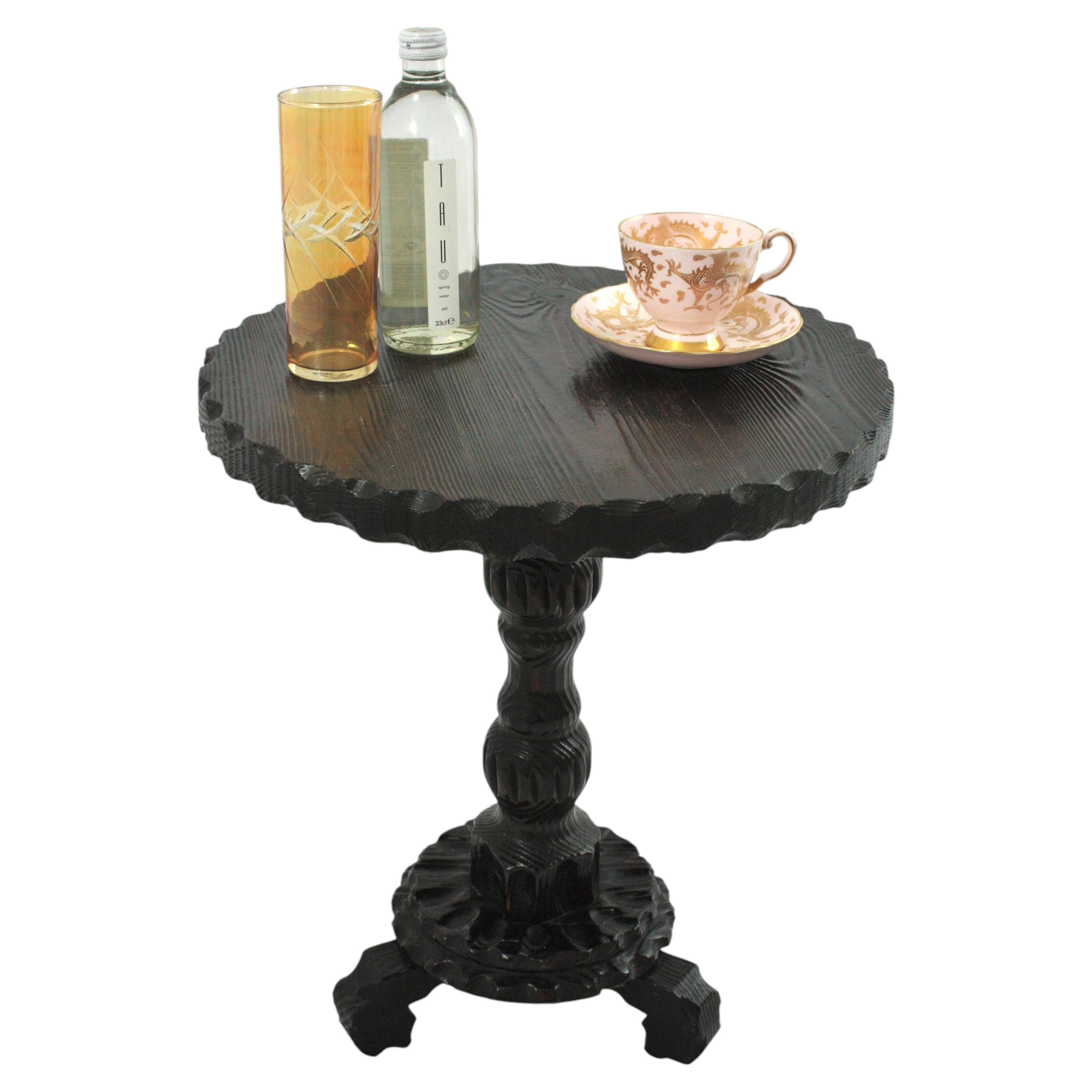 Spanish Colonial Gueridon End or Side Table in Carved Wood, Ebonized, 1940s