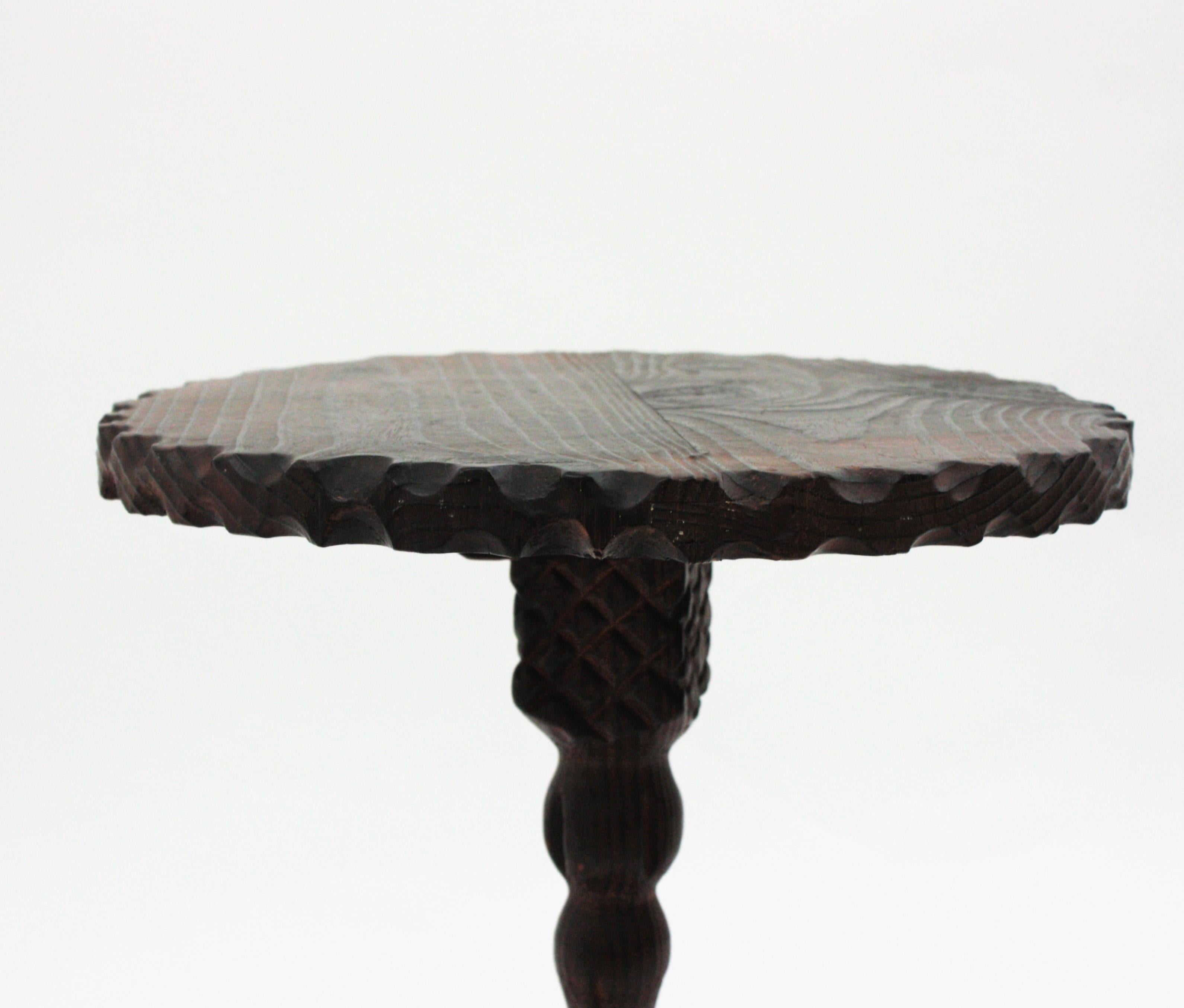 20th Century Spanish Colonial Gueridon End or Side Table in Carved Wood