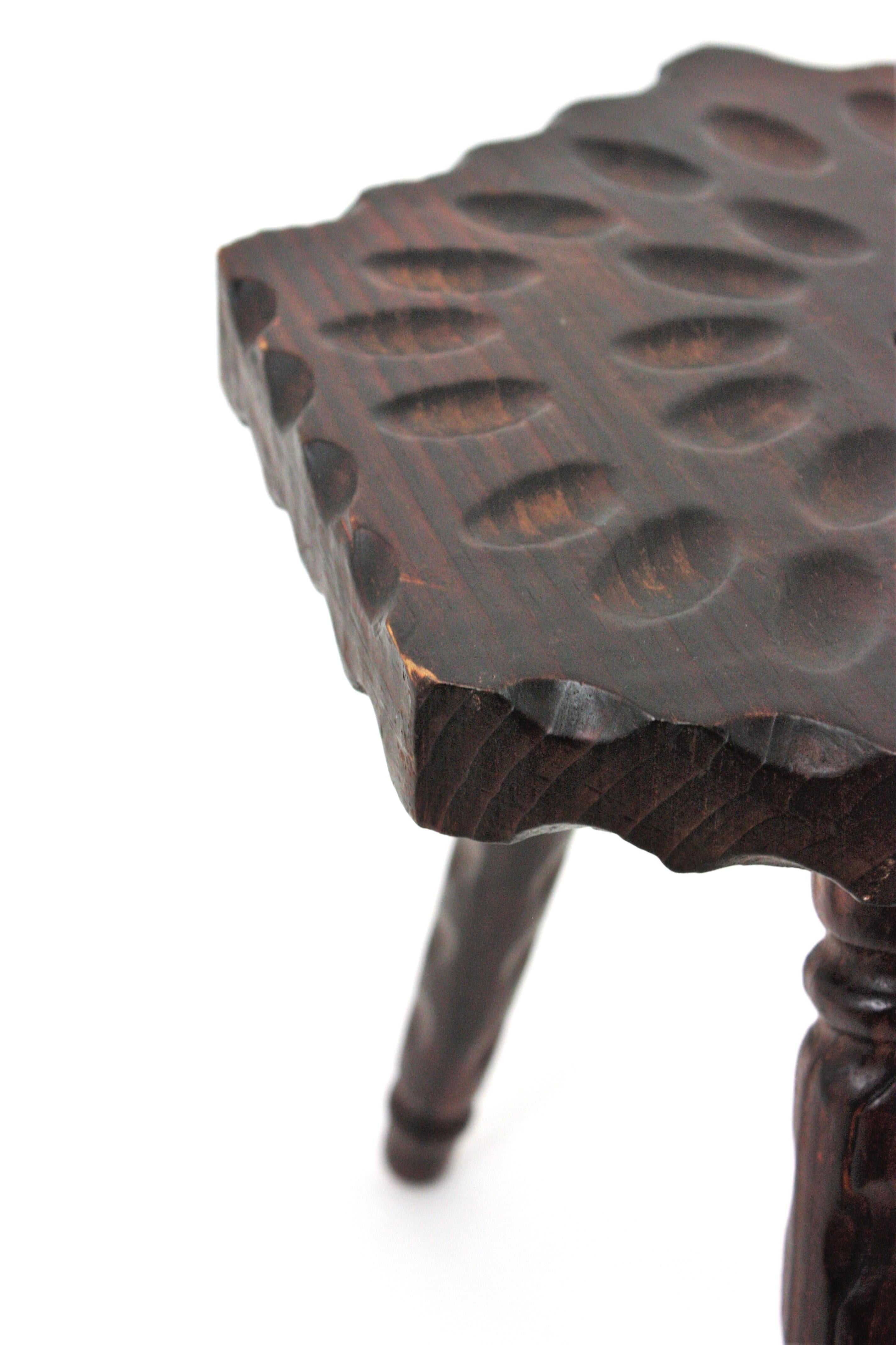 Spanish Colonial Hexagonal Tripod Stool / Side Table in Carved Wood For Sale 1