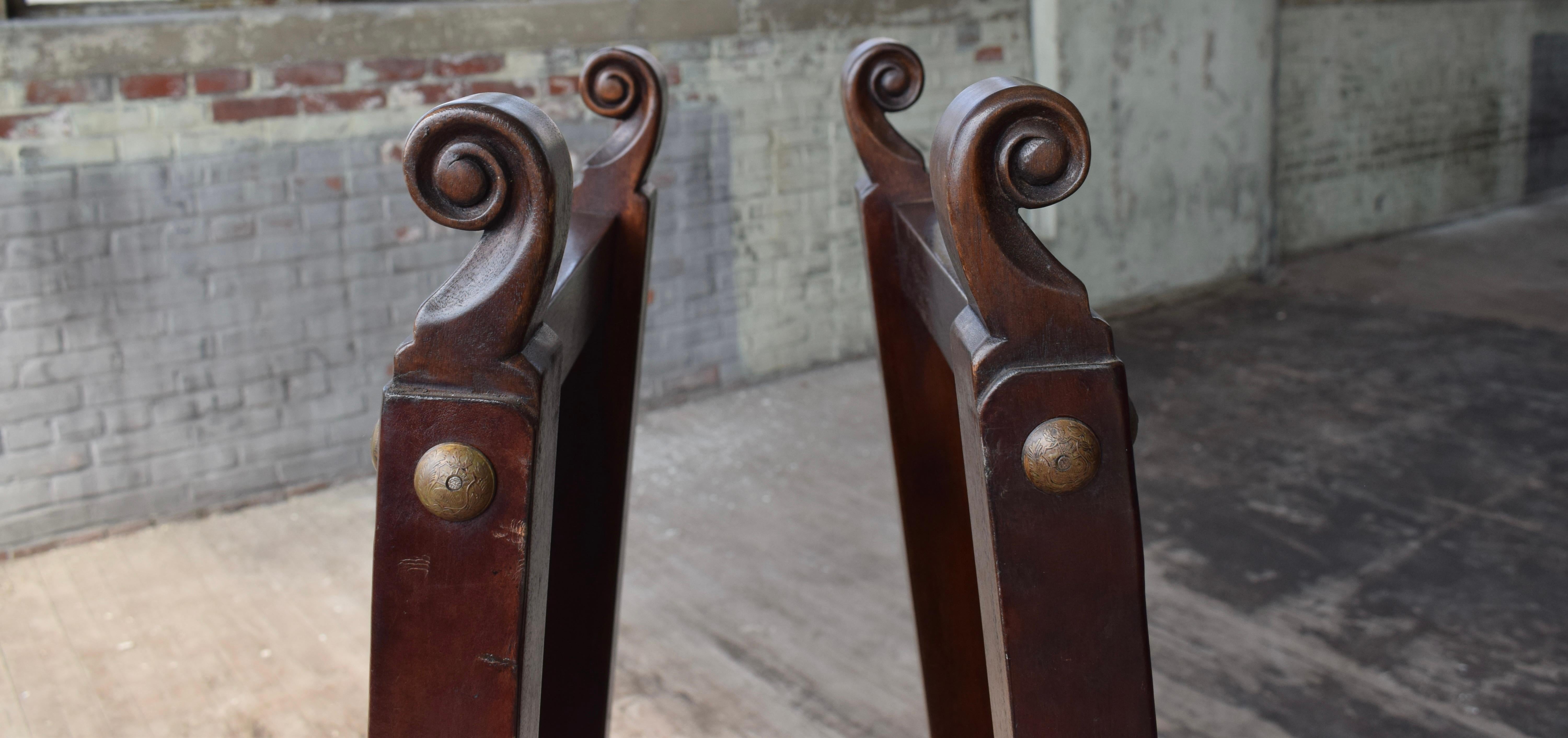 Esszimmerstühle aus Leder im spanischen Kolonialstil, 10er-Set im Angebot 3