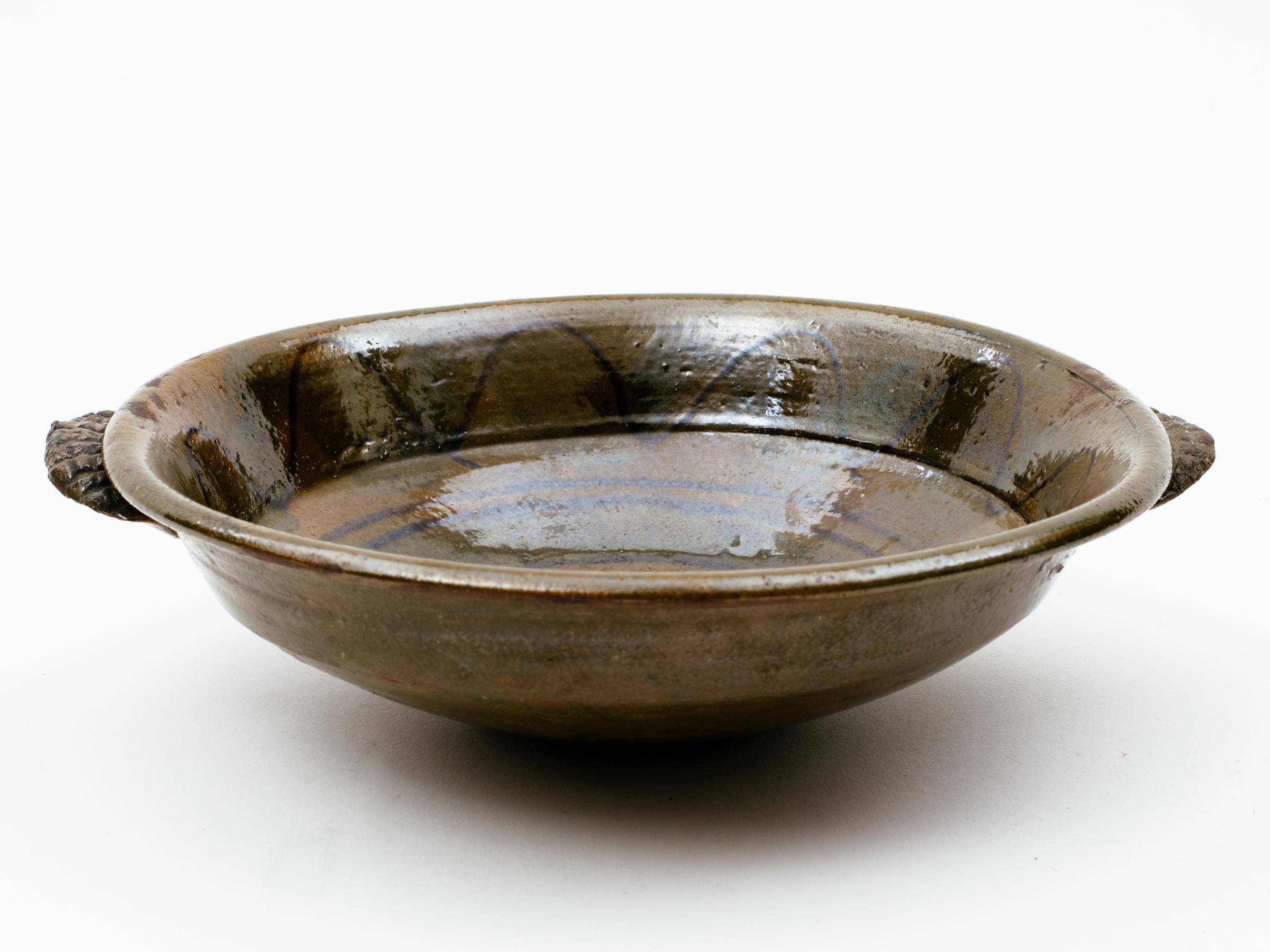 Spanish Colonial Majolica glaze ceramic ceremonial bowl, circa late 18th-early 19th century, Guatemala Highlands.