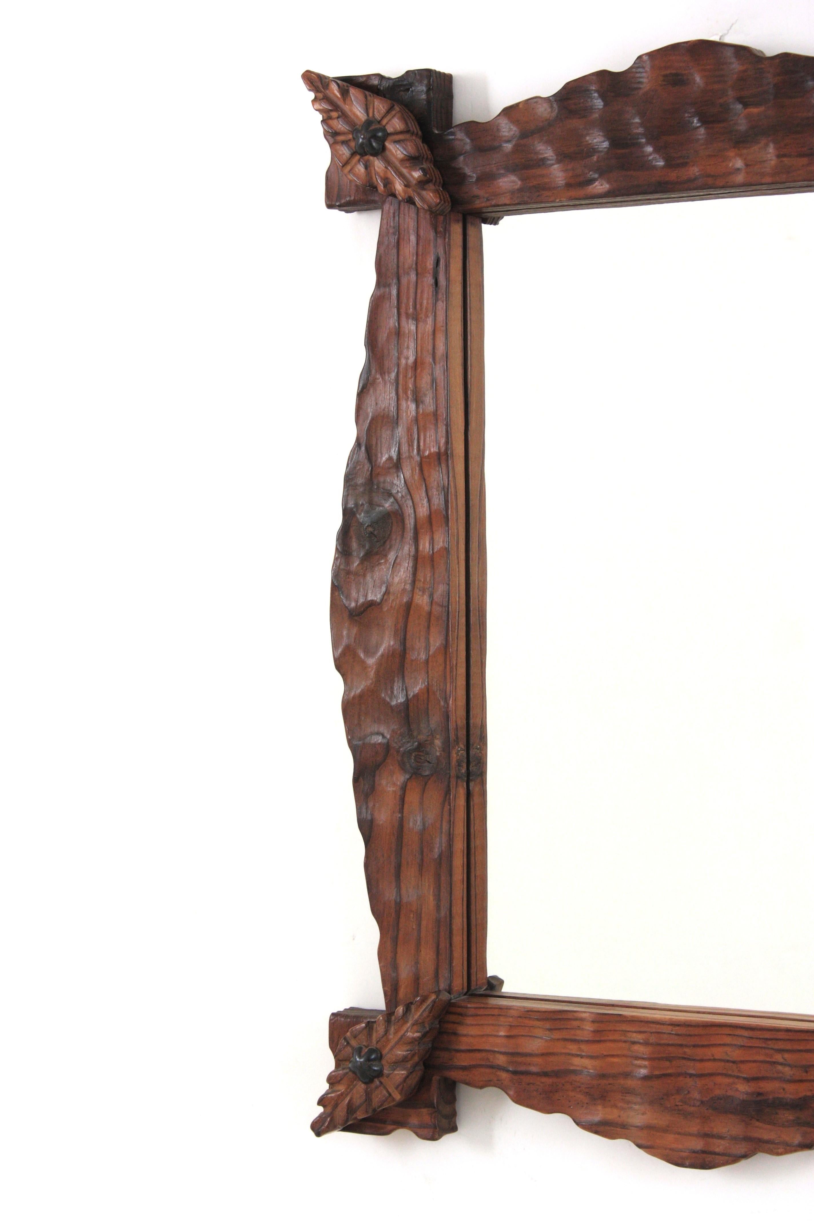 Spanish Colonial Rectangular Mirror in Carved Wood with Rhombus Corner Details For Sale 5