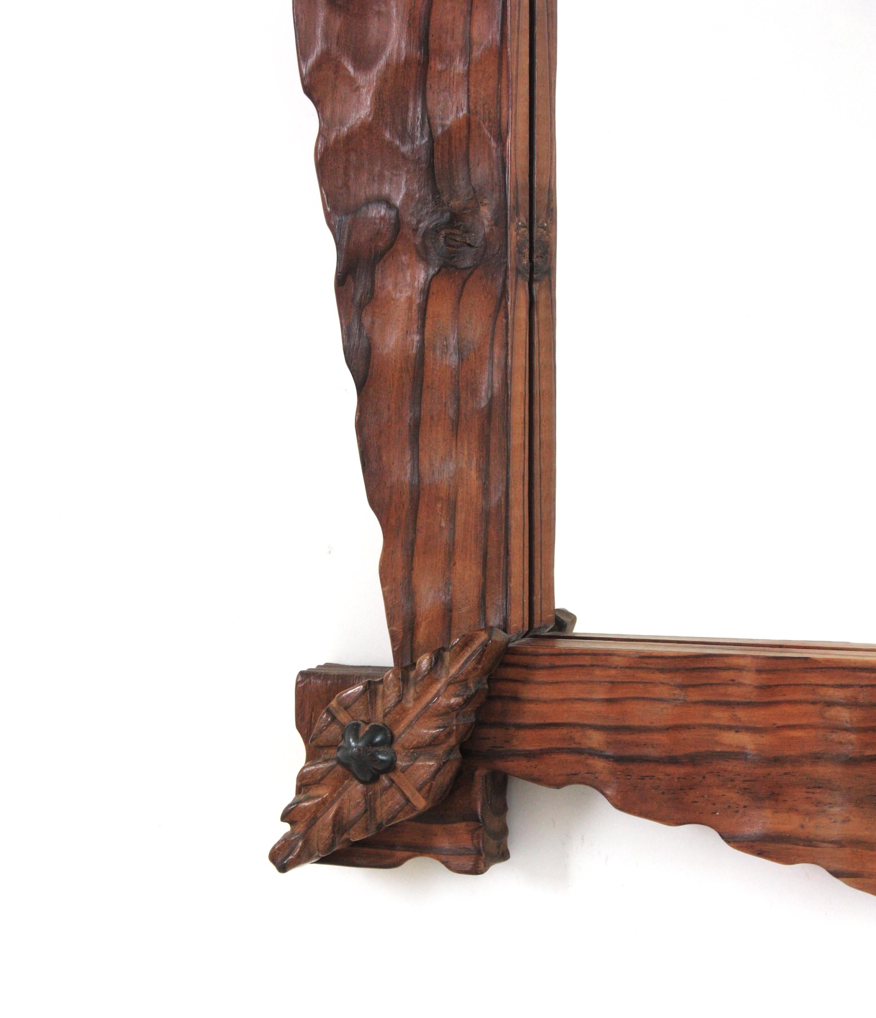 Spanish Colonial Rectangular Mirror in Carved Wood with Rhombus Corner Details For Sale 2