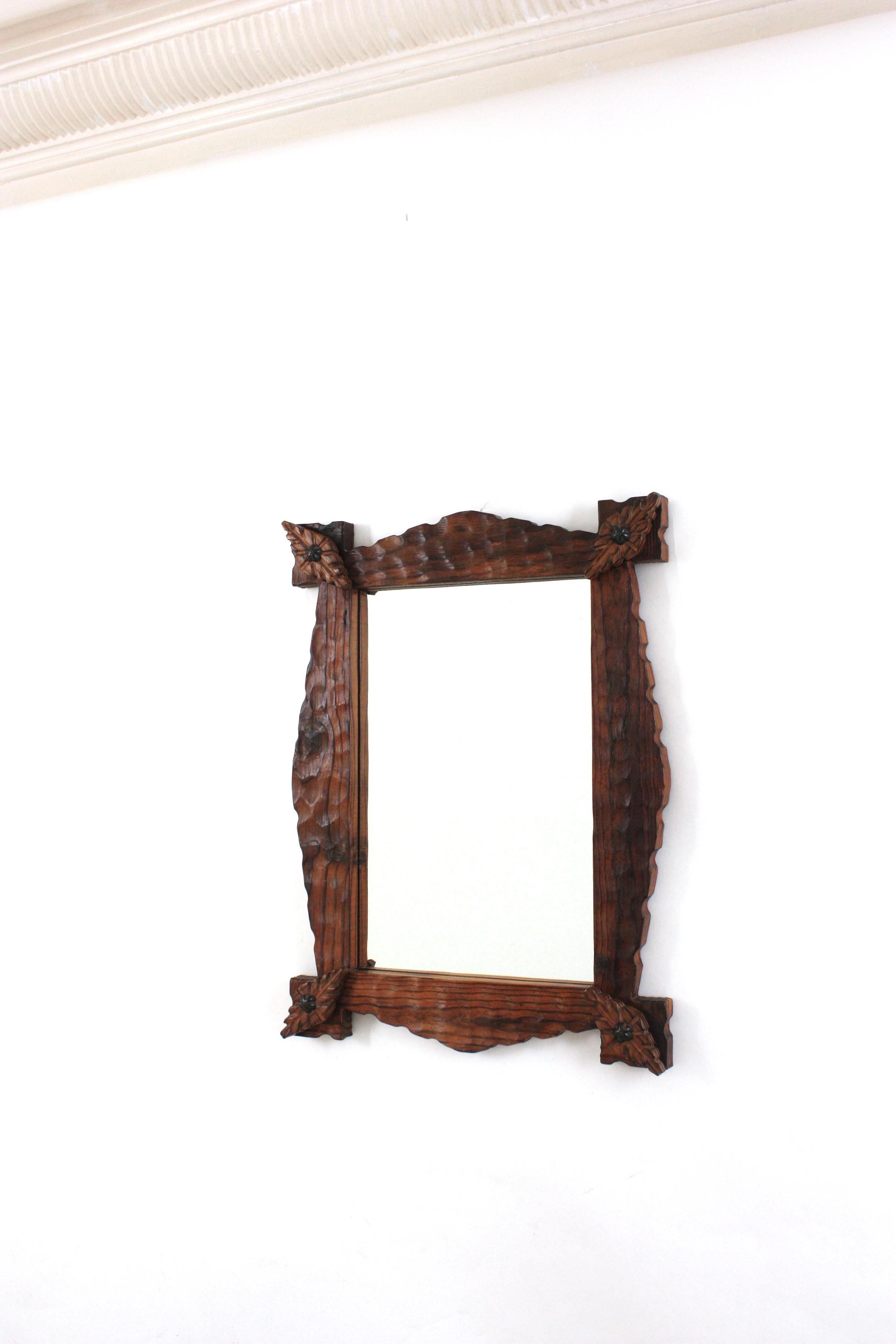 Spanish Colonial Rectangular Mirror in Carved Wood with Rhombus Corner Details For Sale 3