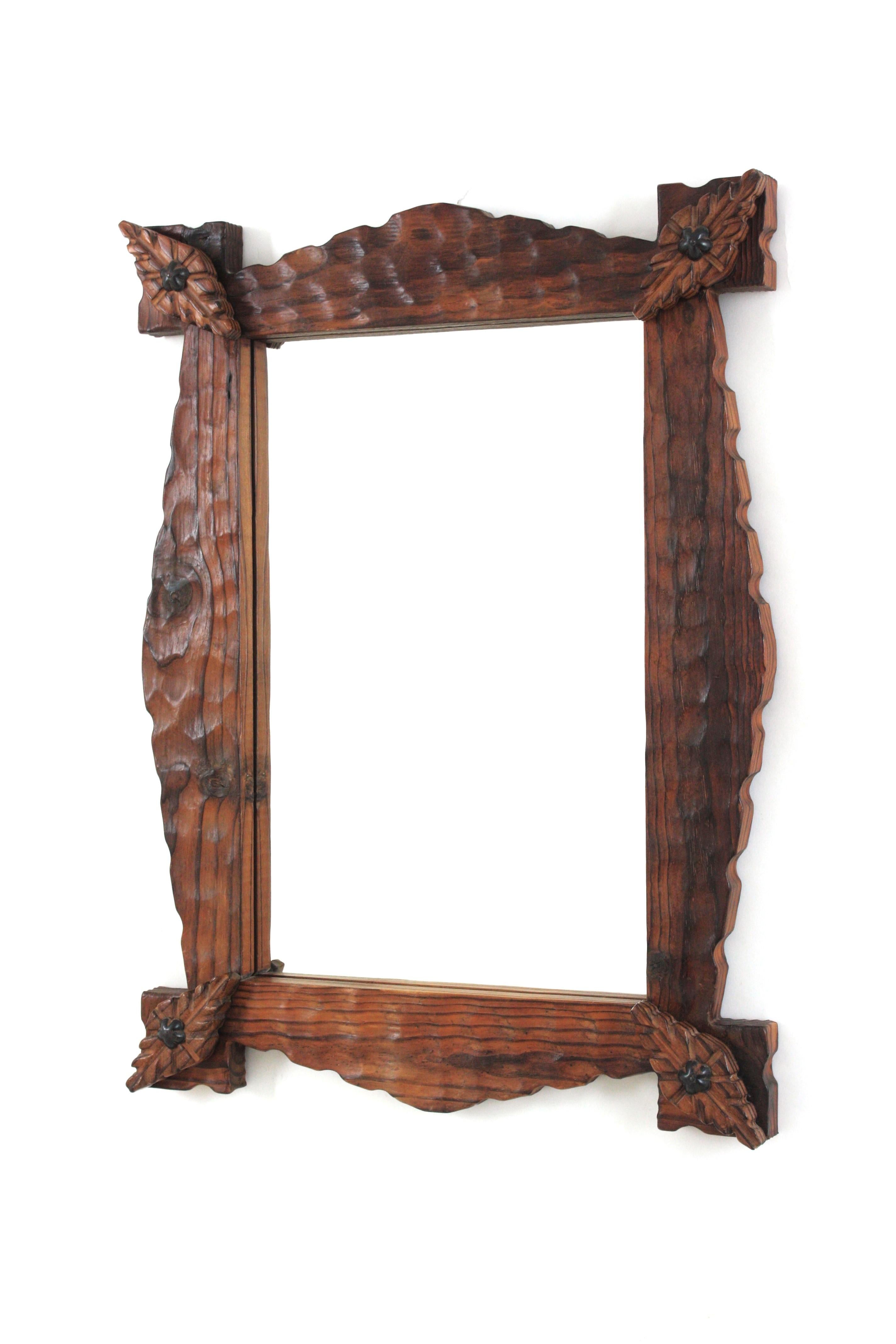 Spanish Colonial Rectangular Mirror in Carved Wood with Rhombus Corner Details For Sale 4
