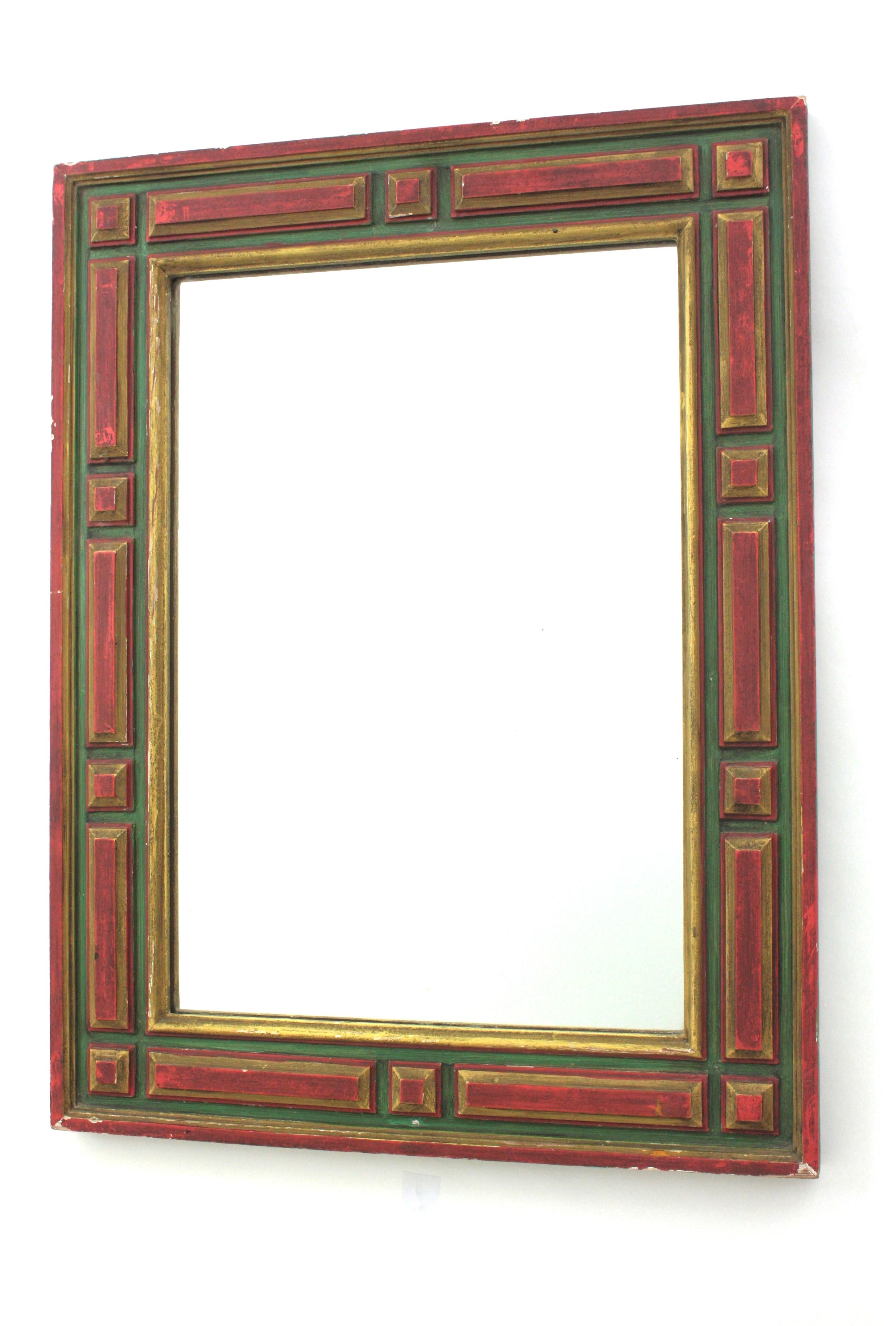 Miroir rectangulaire colonial espagnol à patine polychrome dorée, années 1940 en vente 3