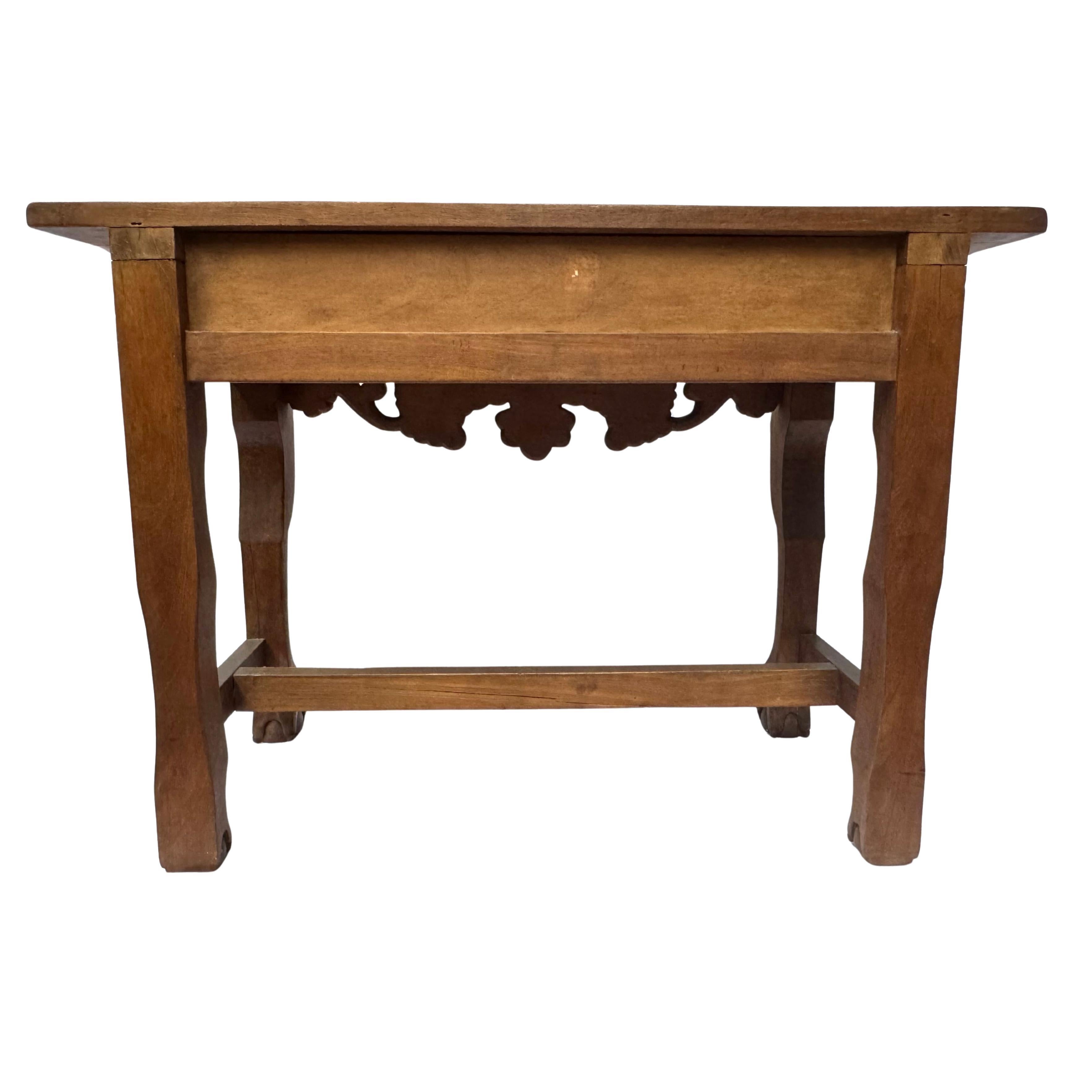 Sculpté à la main Table console néo-coloniale espagnole - Circa 1940 en vente