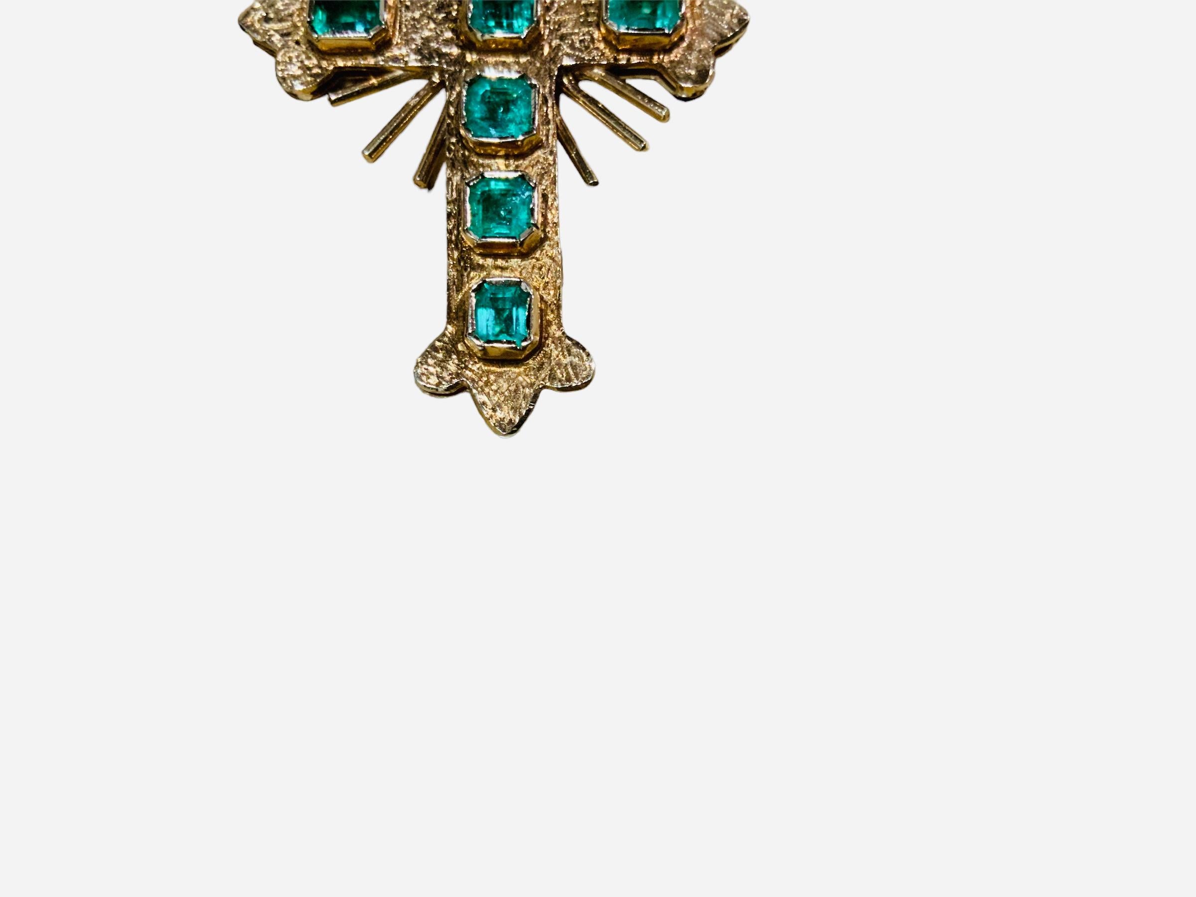 Spanish Colonial Style 18k Gold Emerald Cross Pendant 2