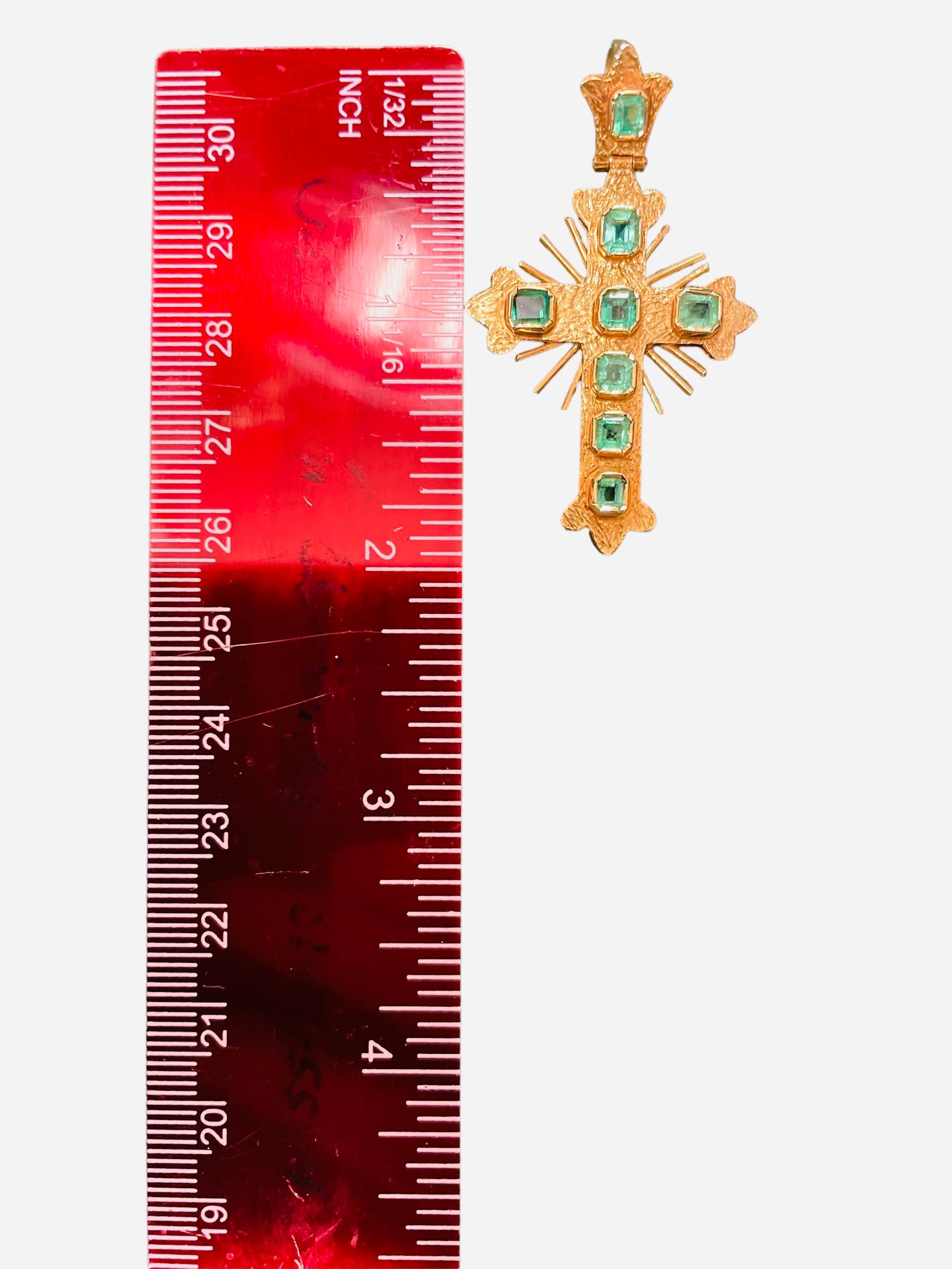 Spanish Colonial Style 18k Gold Emerald Cross Pendant 5