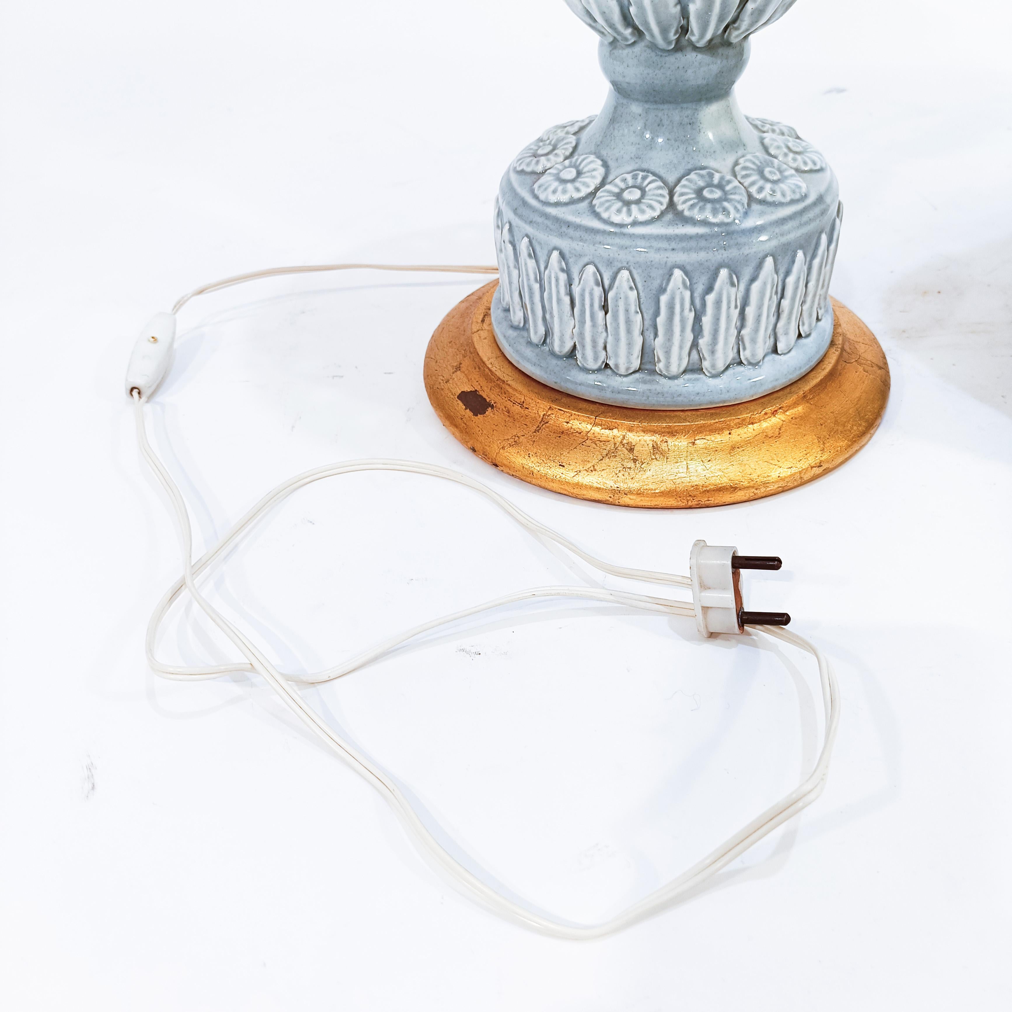 Spanish Colonial style. Handmade ceramic table lamp from Manises, Spain, 1960s For Sale 12