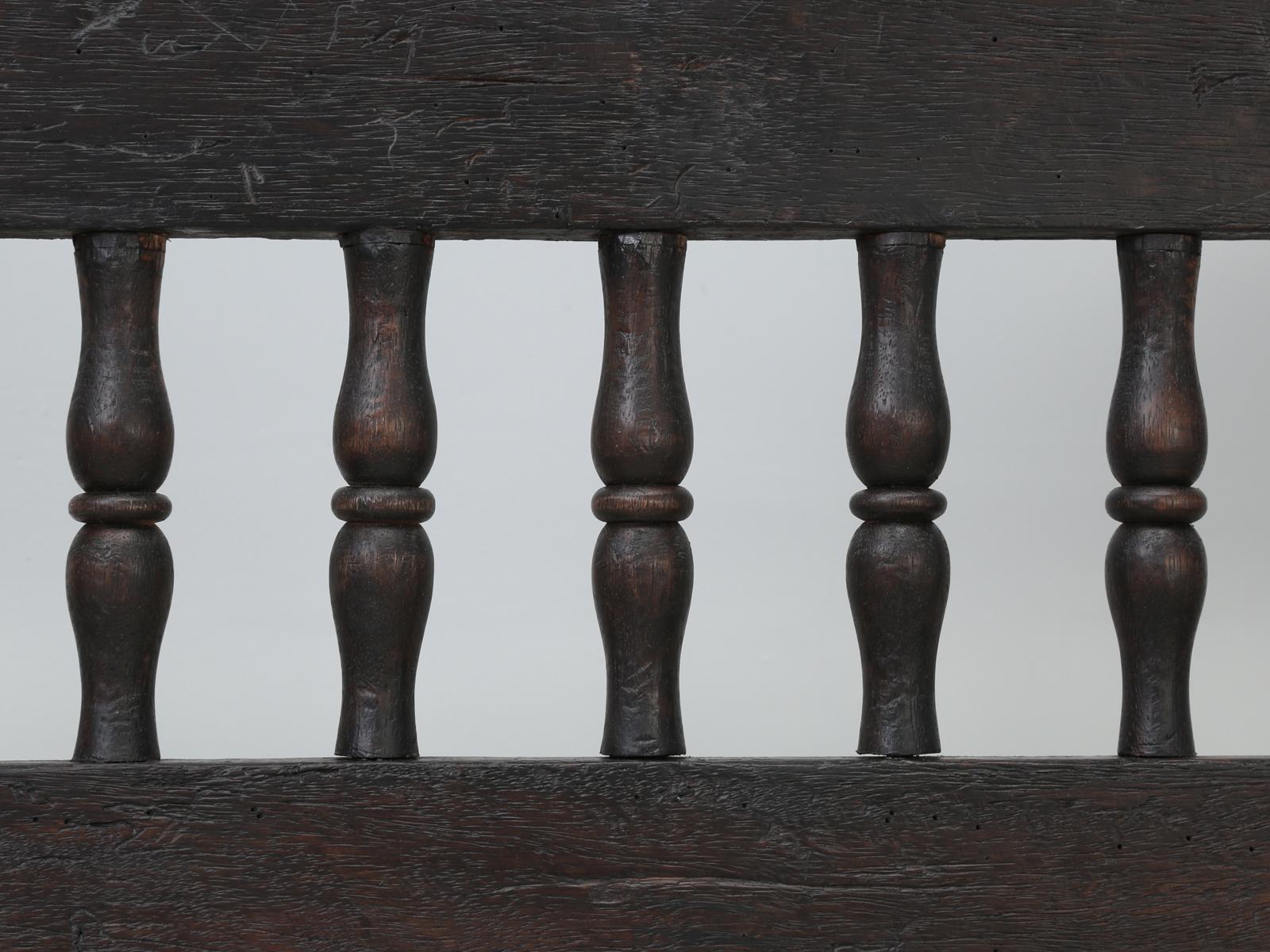 Spanish Colonial Style Queen Size Bed Created by Peruvian Artisans in Mahogany For Sale 4