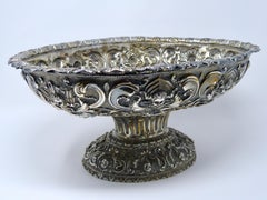 Spanish Colonial Style Sterling Silver Centerpiece Dish Vase with Cherubs 0.925