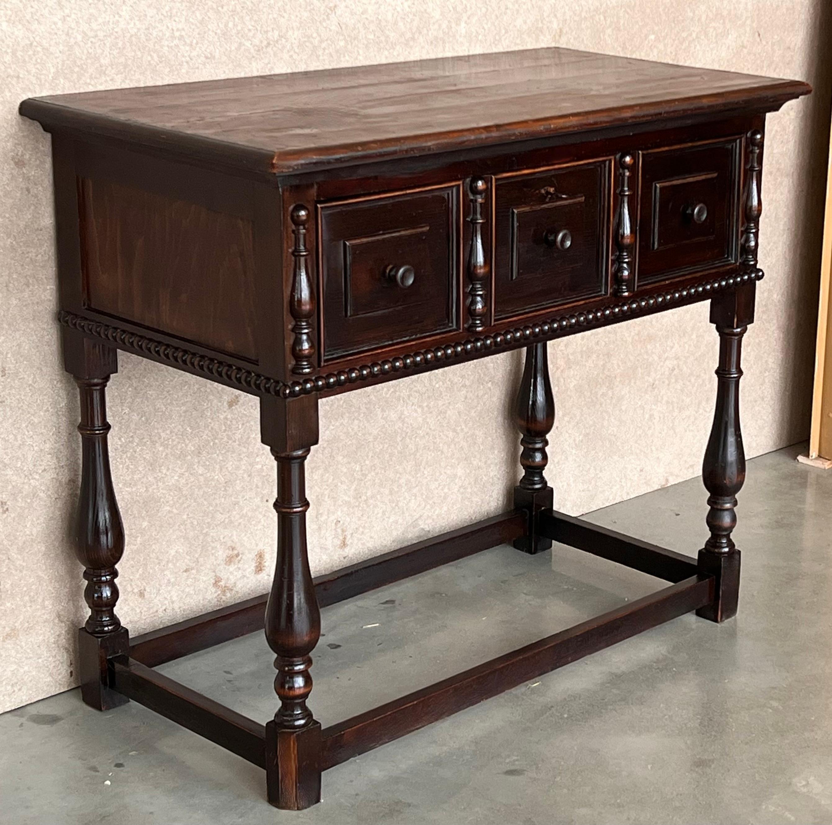 Spanish Console Chest Table with Two Carved Drawers and Original Hardware In Good Condition For Sale In Miami, FL