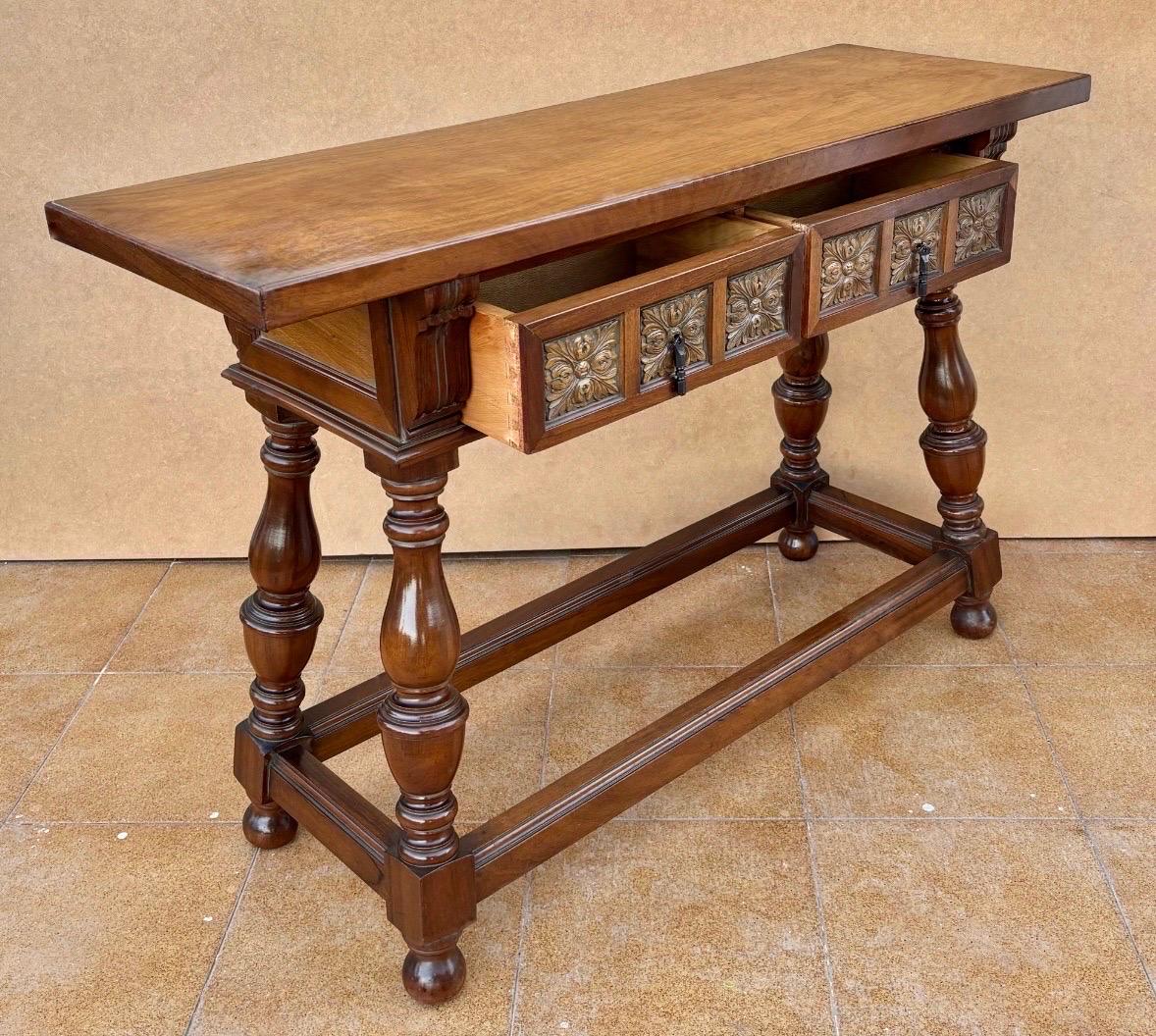 Iron Spanish Console Table From The Early 20th Century With 2 Drawers And Turned Legs For Sale