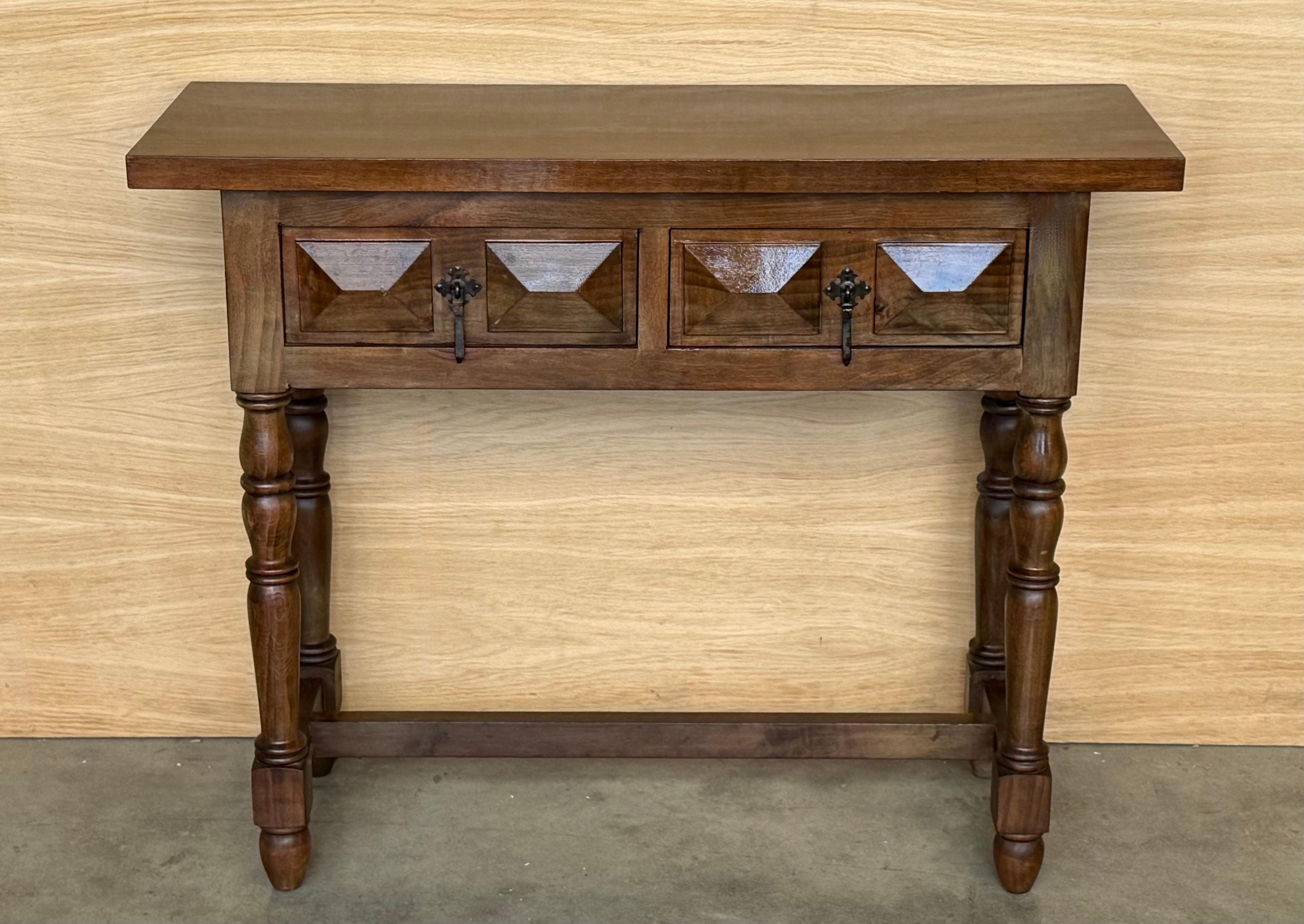 Spanish Console Table with Two Carved Drawers, 1900s In Good Condition For Sale In Miami, FL
