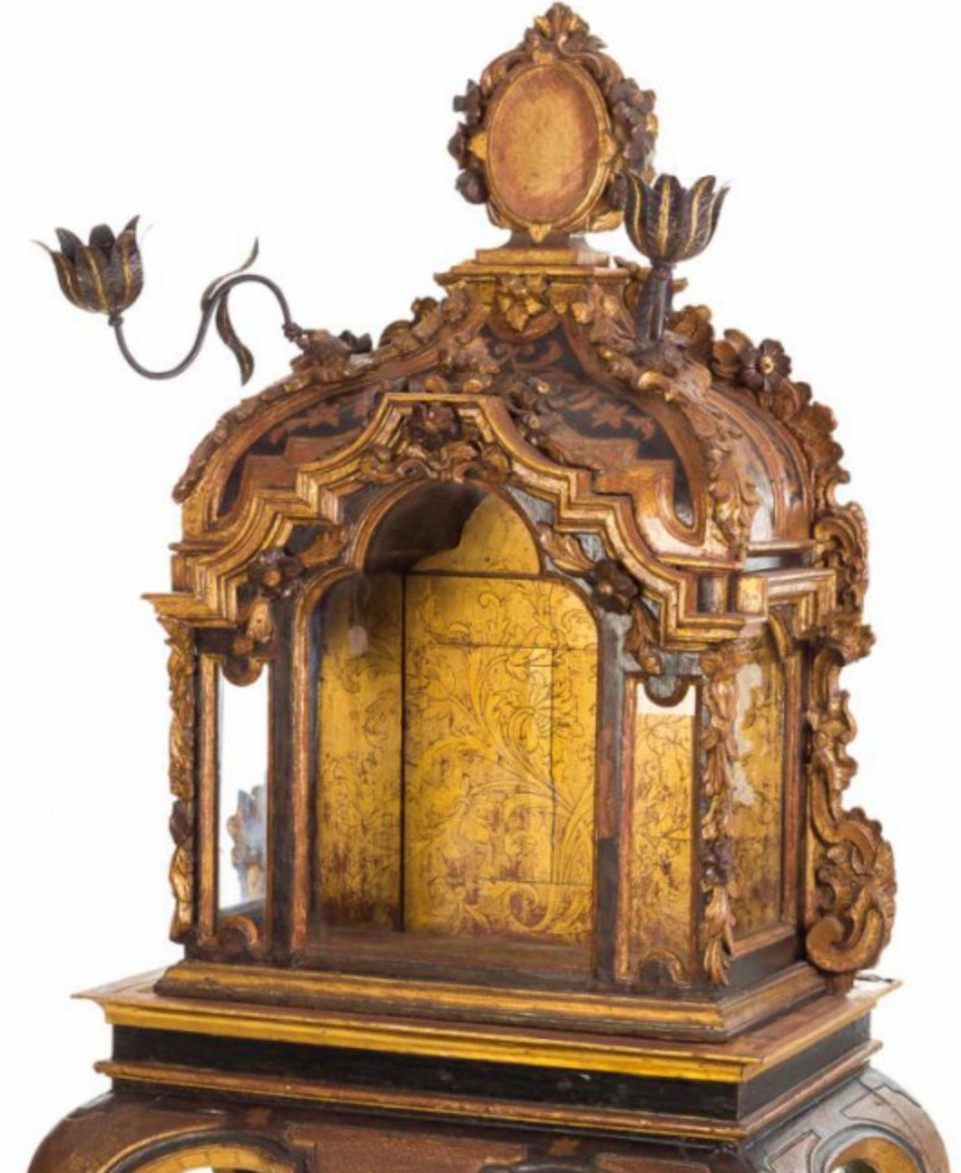 Spanish Console with Niche End 17th Century In Good Condition For Sale In Madrid, ES