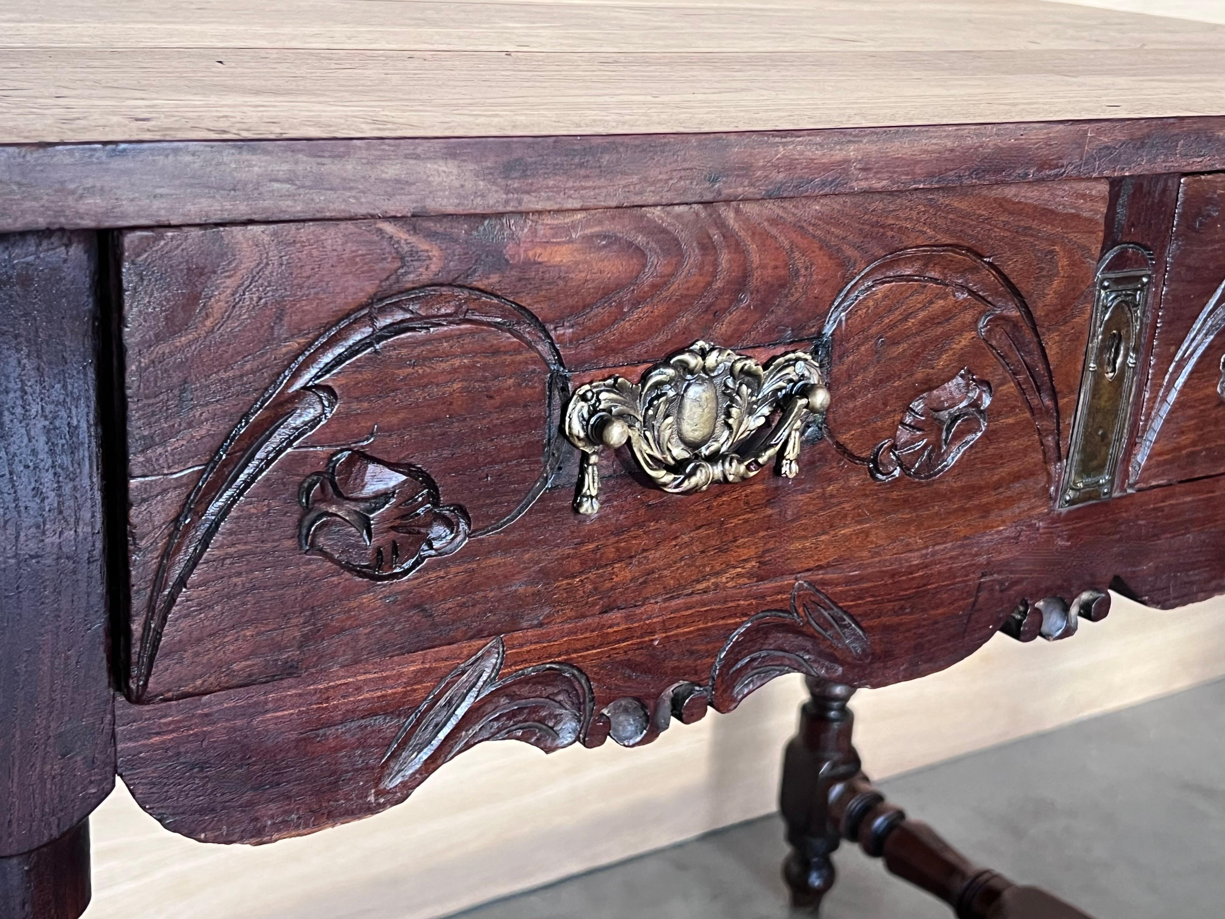 20ième siècle Table de canapé ou console en pin 