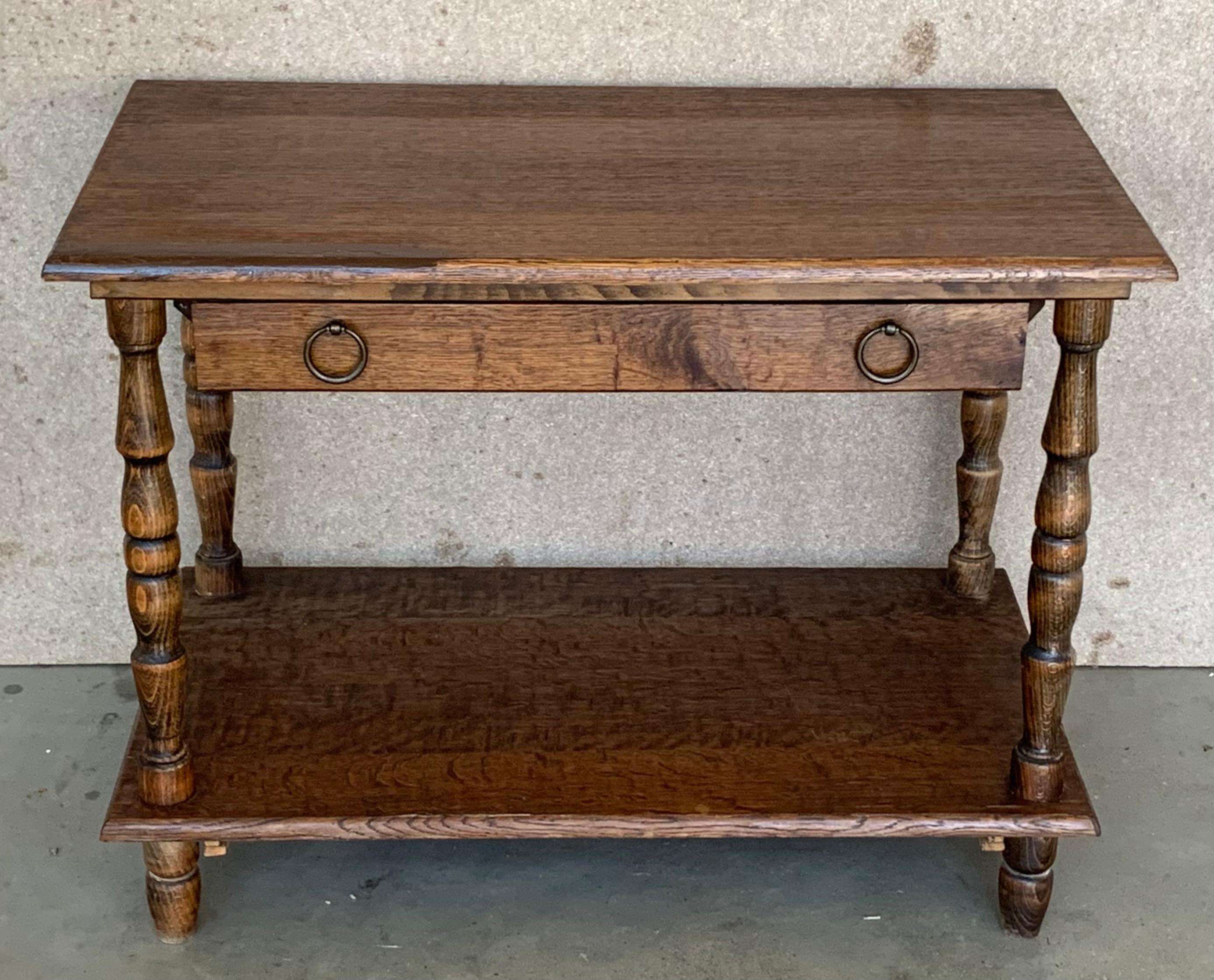 Spanish Country Pine Side Table with Drawer and Low Shelve In Good Condition For Sale In Miami, FL
