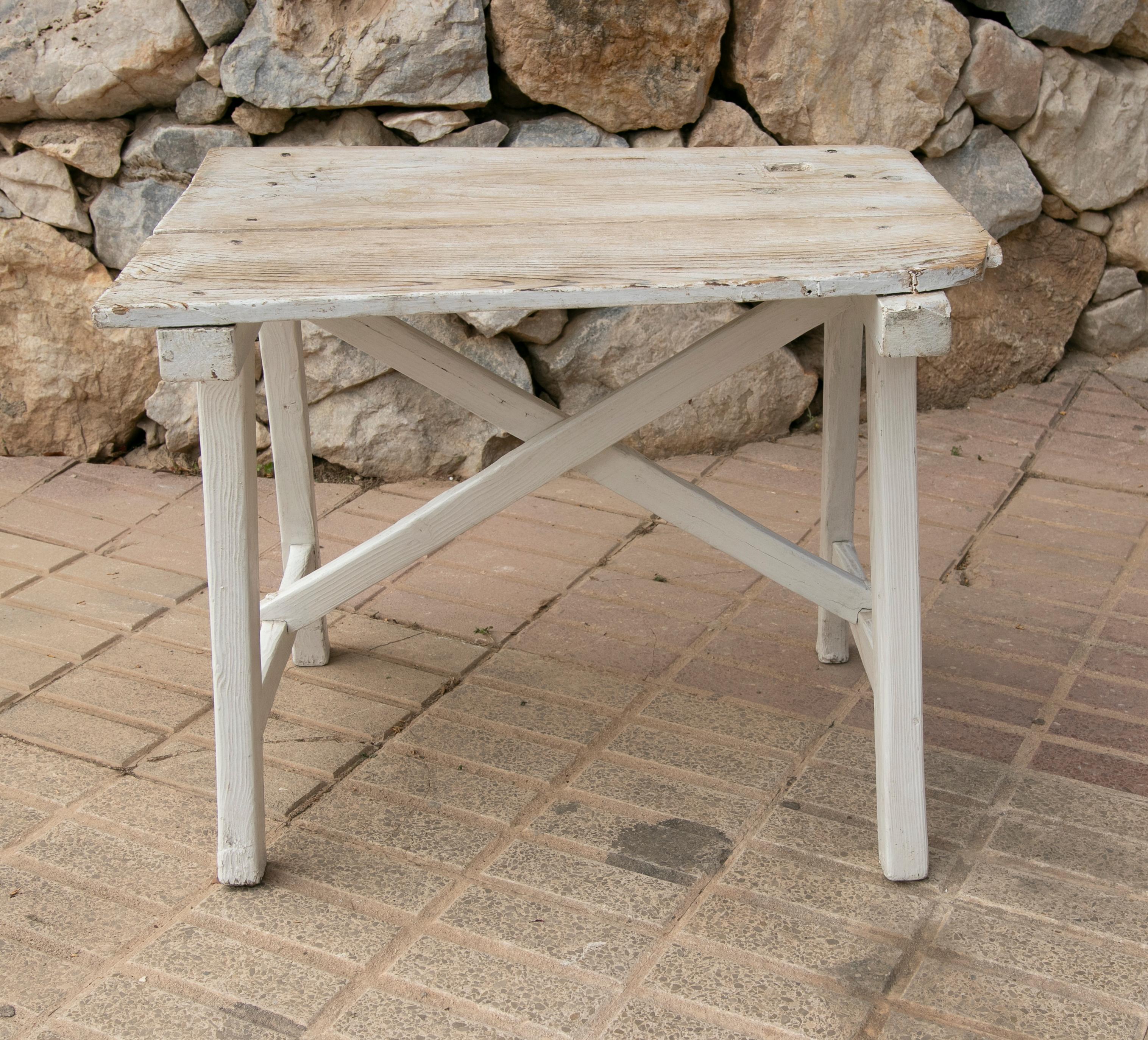Spanish Country Side Table Made of White Painted Wood For Sale 2